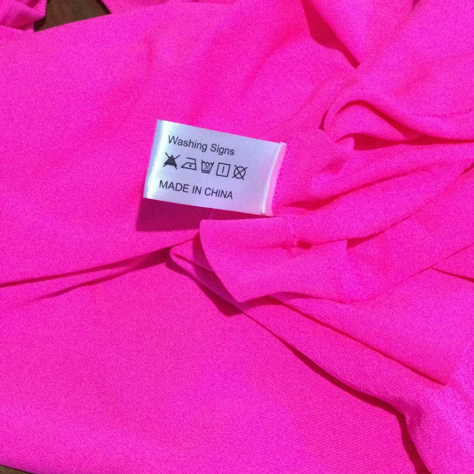 Other Bolly Queena 100% Nylon Racerback Tank Hot Pink Small NWOT Size S / US 4 / IT 40 - 11 Thumbnail