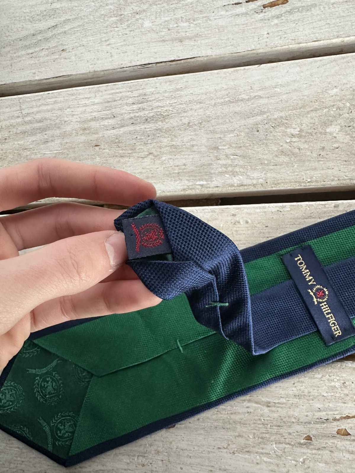 Tommy Hilfiger 🚨 TOMMY HILFIGER Tie LUXURY VINTAGE RARE OLD MONEY BASIC Size ONE SIZE - 5 Thumbnail
