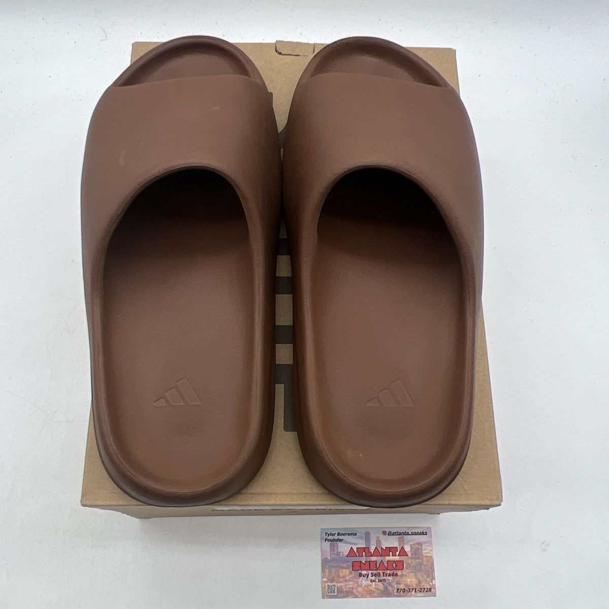 Adidas Yeezy slides flax Size US 12 / EU 45 - 7 Thumbnail