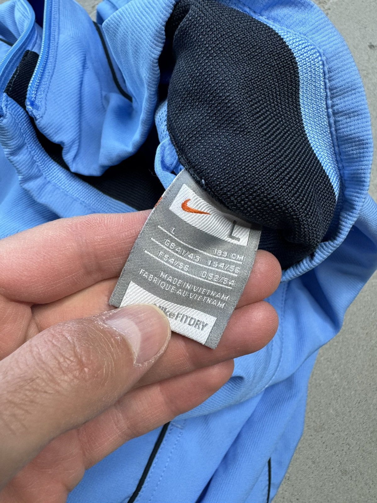 Nike × Vintage 00s Nike Vintage Court Nylon Track Suit Baggy Pants + Jacket Size US L / EU 52-54 / 3 - 6 Thumbnail