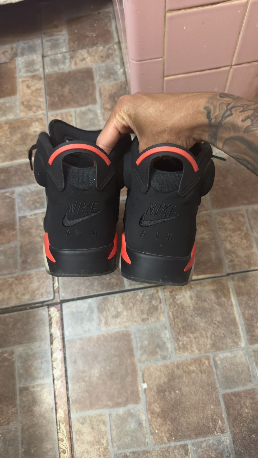 Jordan Brand • Model: Air Jordan 6 Retro “Infrared” Size US 11 / EU 44 - 4 Thumbnail