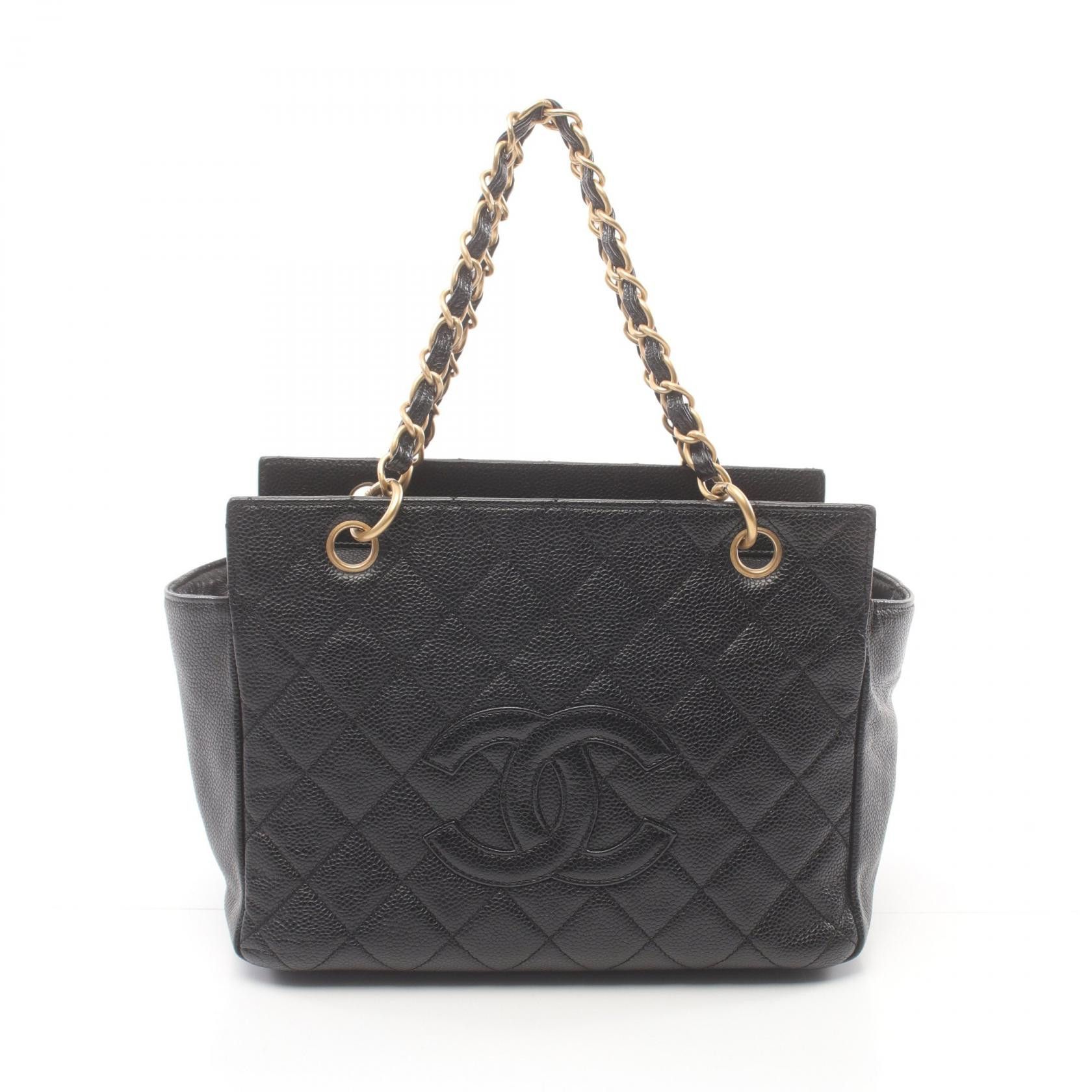 Chanel Matelasse Chain Shoulder Bag Leather Shoulder Bag A18004 in Very Good Condition