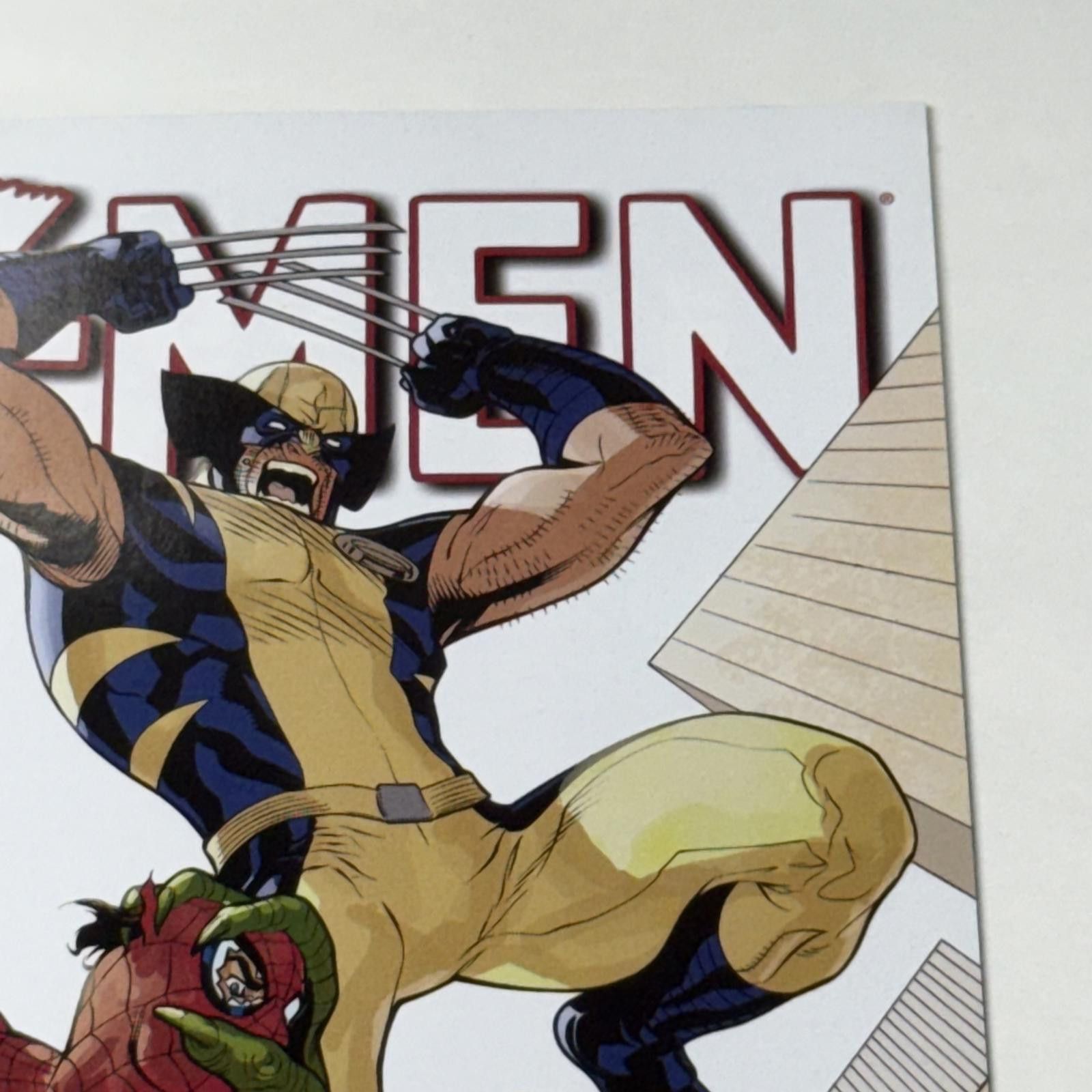 Marvel Comics X-Men THOR #10 MAY 2011 Wolverine Spider-Man Size ONE SIZE - 3 Thumbnail