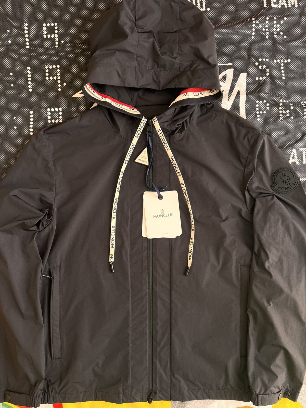 Moncler L Moncler Carles lightweight Jacket Black wind hood zip logo Size US L / EU 52-54 / 3 - 11 Thumbnail