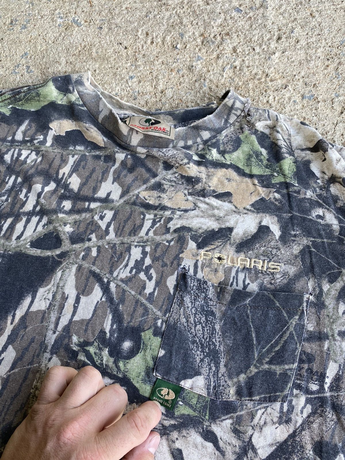 Realtree × Vintage Vintage 90’s Mossy Oak Camo Faded Distressed Pocket Shirt Size US XL / EU 56 / 4 - 2 Thumbnail