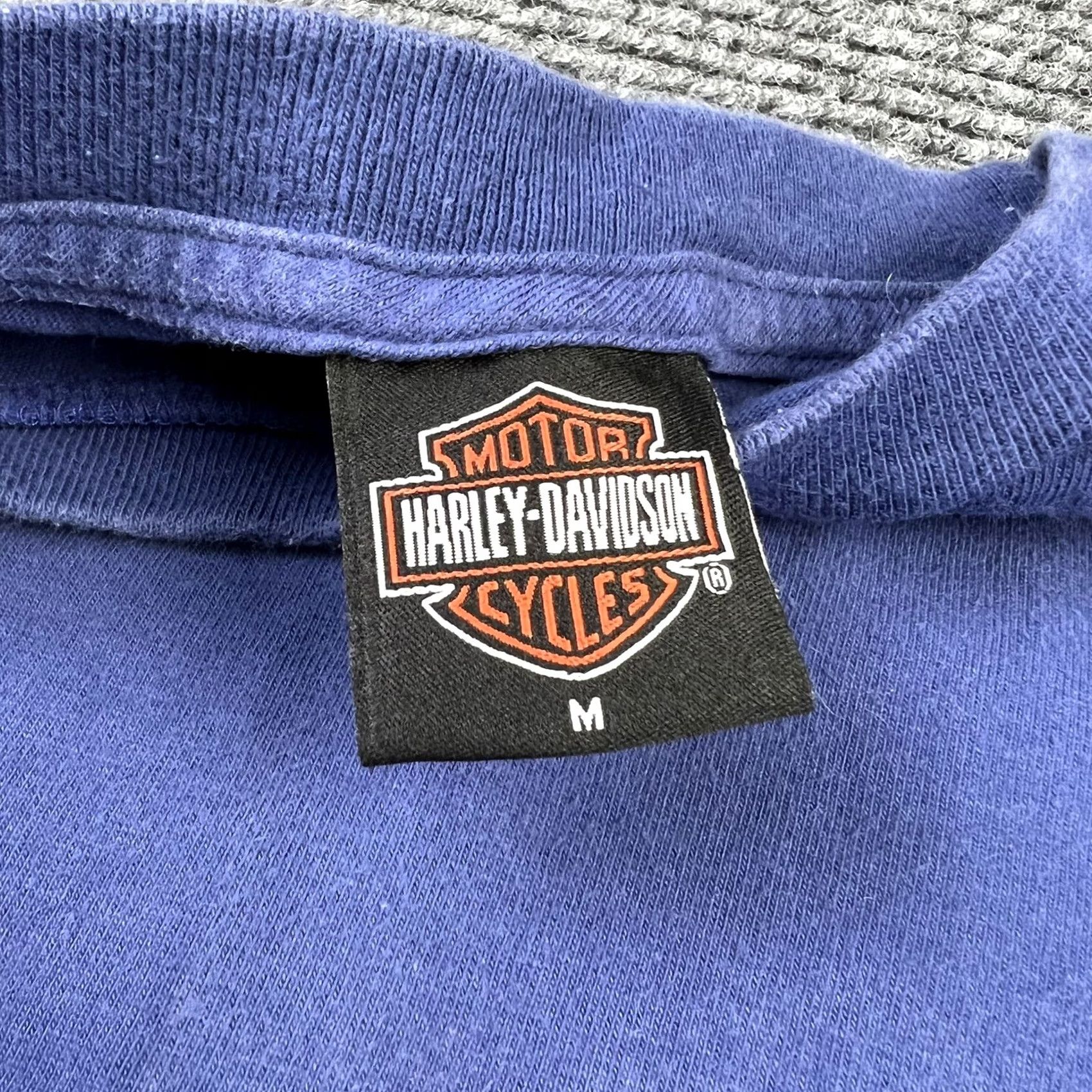 Harley Davidson VINTAGE Harley-Davidson Wilmington NC Graphic T-Shirt Mens M Blue 100% Cotton Logo Pocket Double-Sided Size US M / EU 48-50 / 2 - 2 Thumbnail