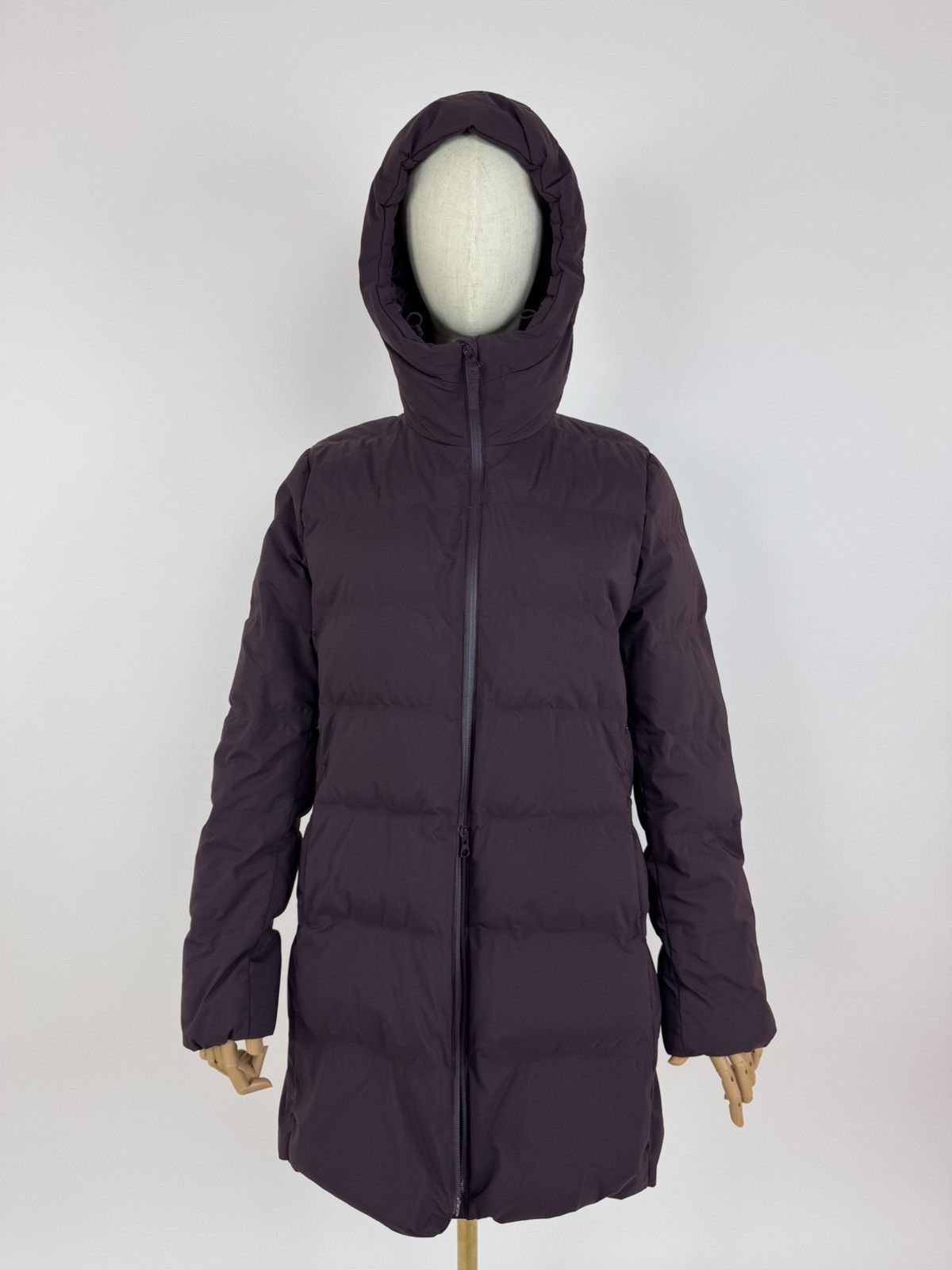 Uniqlo Uniqlo Puffer parka down coat jacket womens size M Size M / US 6-8 / IT 42-44 - 1 Thumbnail