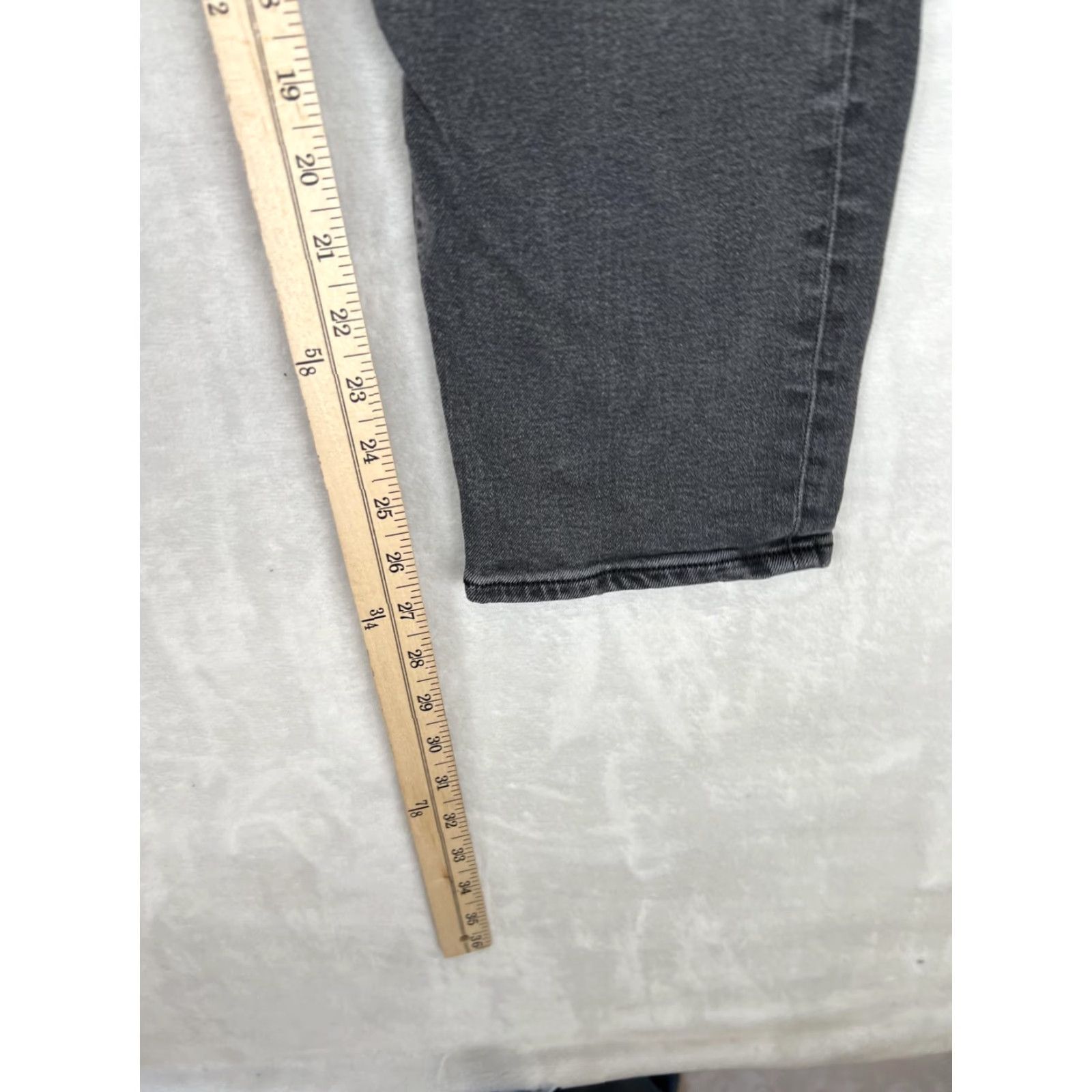 American Eagle Outfitters American Eagle Outfitters Mom Jeans Womens 10 Short Charcoal Gray High Rise Denim Jeans Size 32" / US 10 / IT 46 - 2 Thumbnail