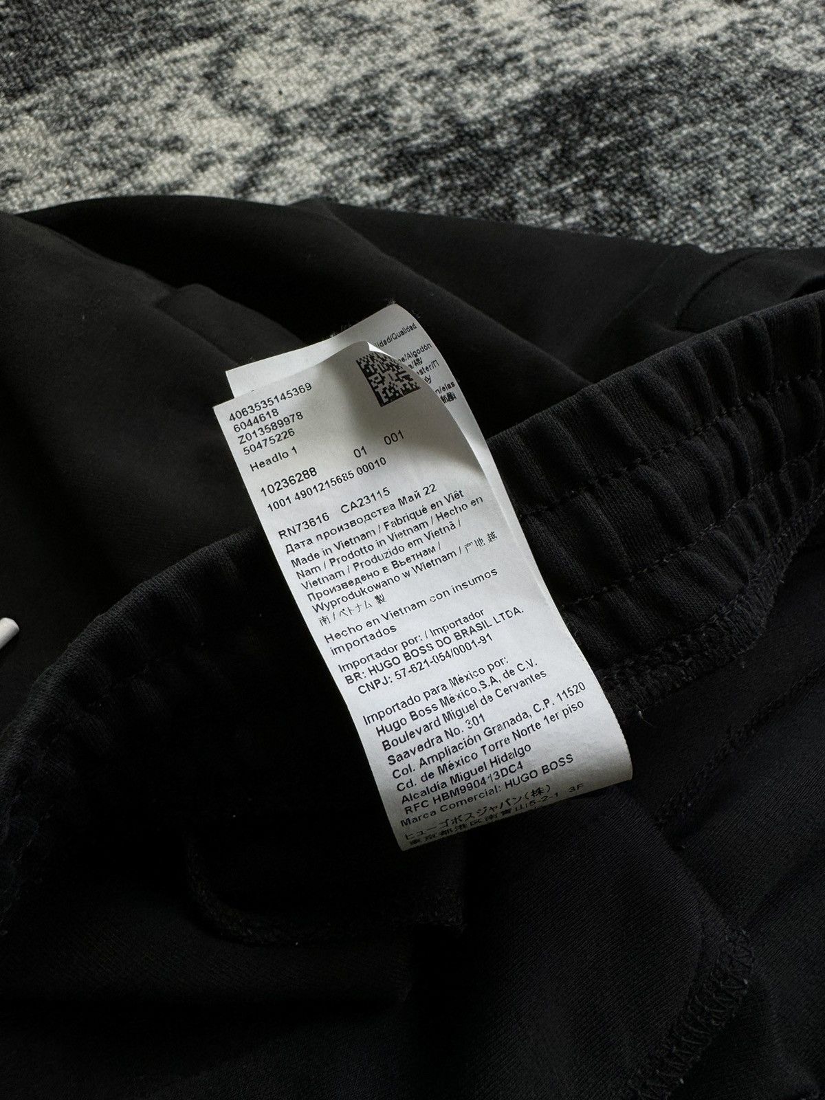 Hugo Boss Vintage Boss Shorts Luxury Black Embroidered Y2K STYLE 90s Size US 30 / EU 46 - 6 Thumbnail