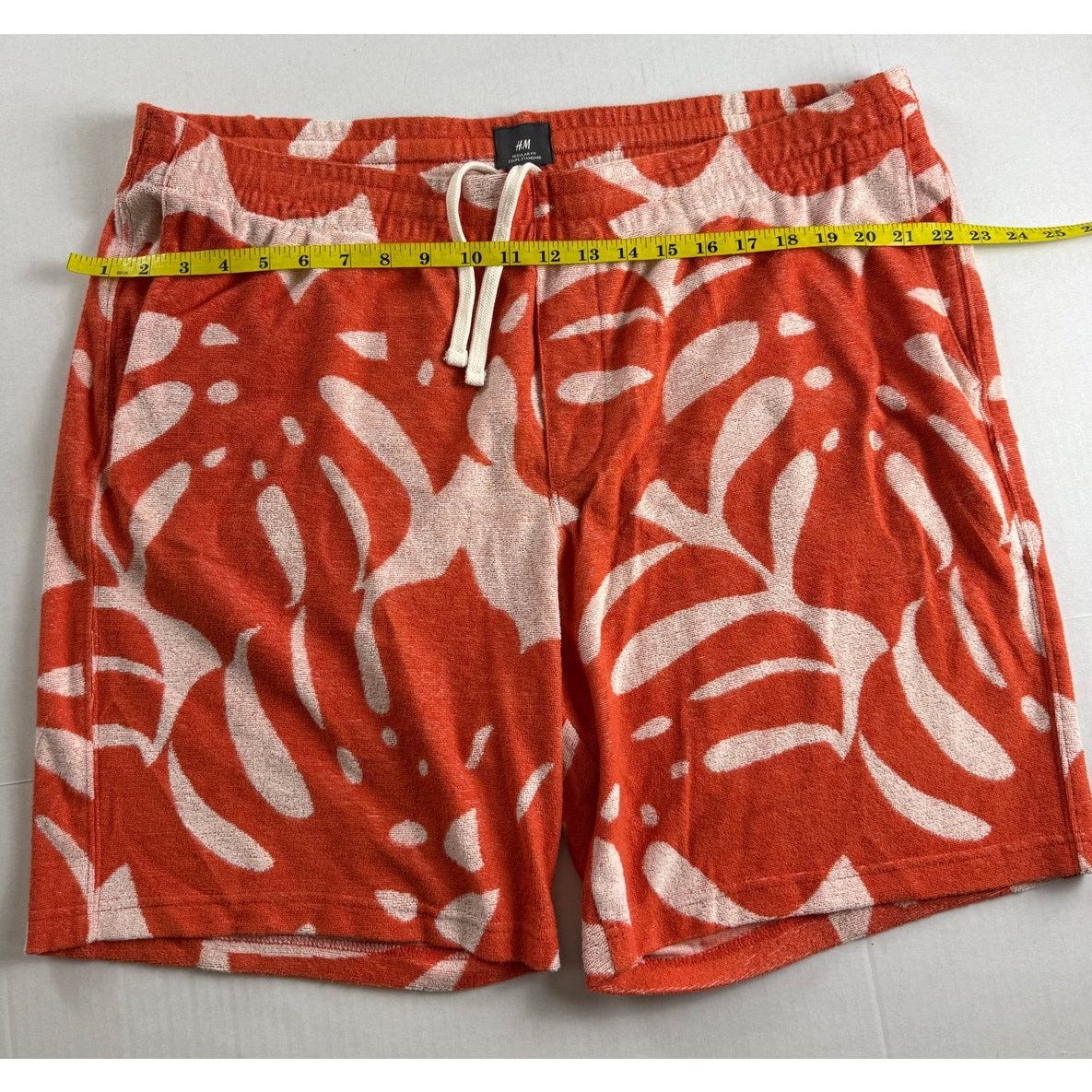 H&M H&M Men's Top and Shorts Set - Size 2X - Like New Size US 44 / EU 60 - 8 Thumbnail