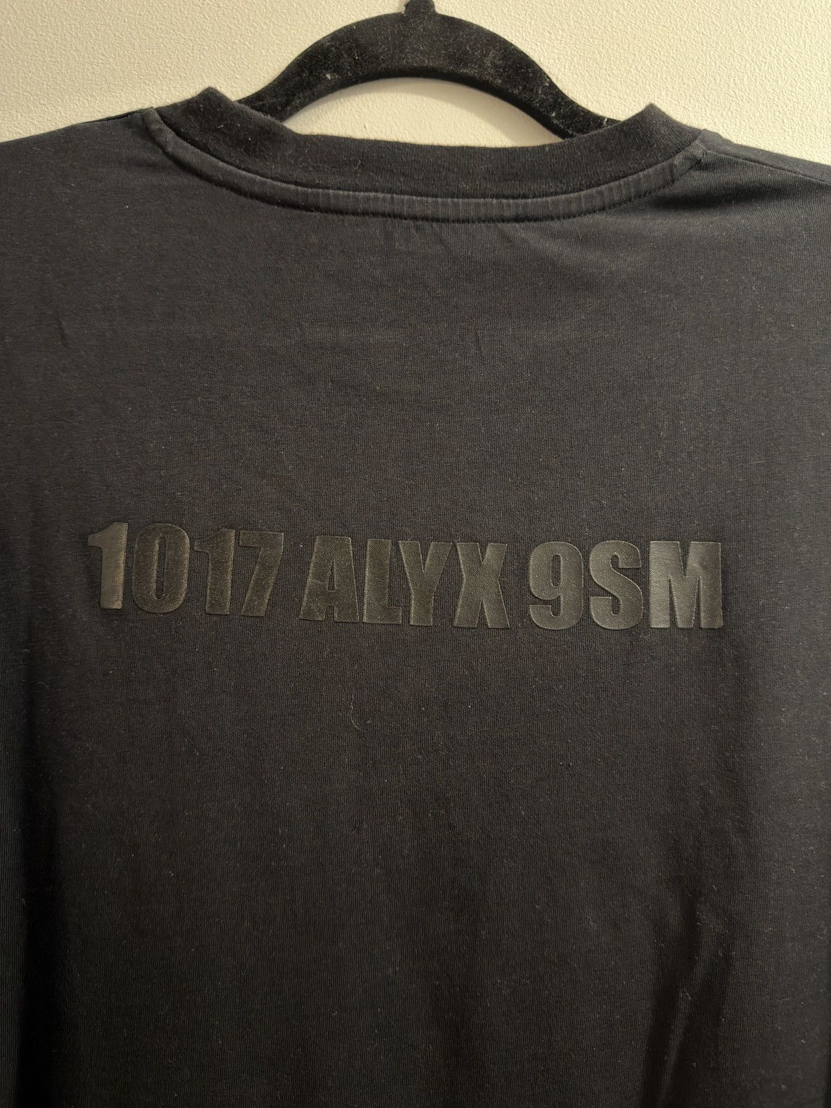 1017 ALYX 9SM 1017 Alyx 9SM Mirrored Logo T-Shirt Size US L / EU 52-54 / 3 - 4 Thumbnail