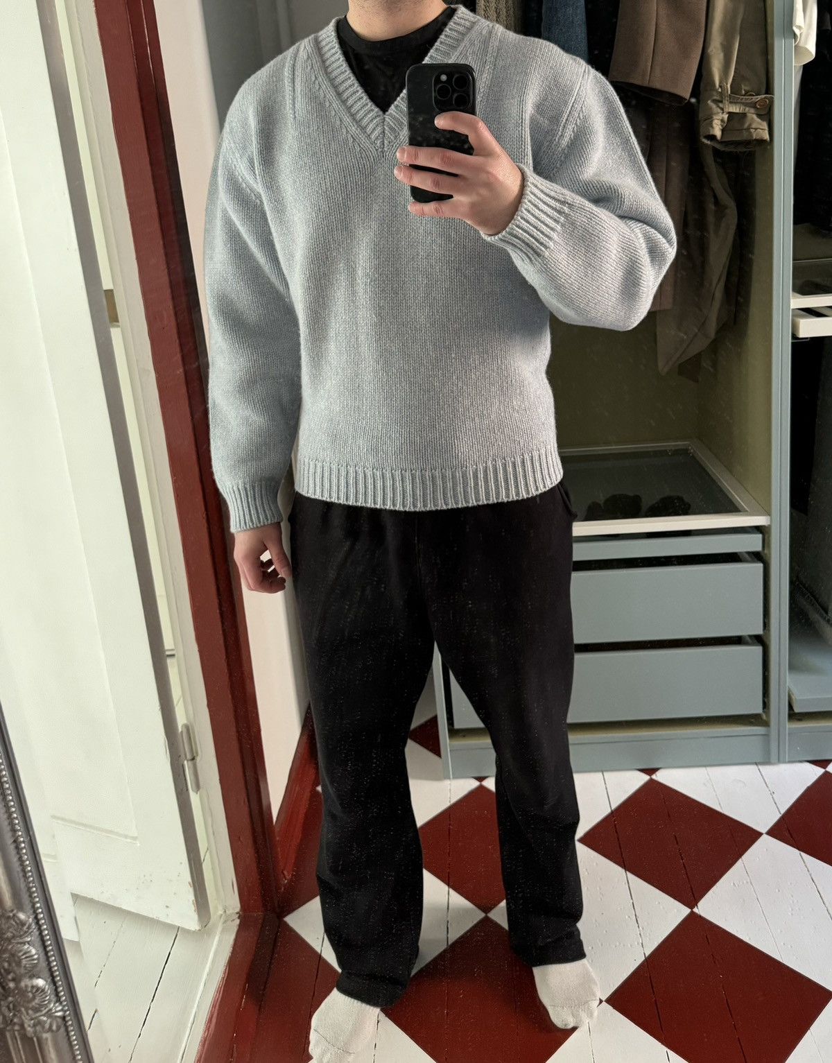 Prada Ice Blue AW22 Oversized V-Neck Sweater Size US M / EU 48-50 / 2 - 6 Thumbnail