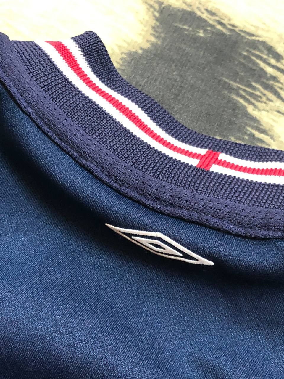 Umbro Vintage Umbro England Football Shirt Away Reversible Top Size US S / EU 44-46 / 1 - 16 Thumbnail