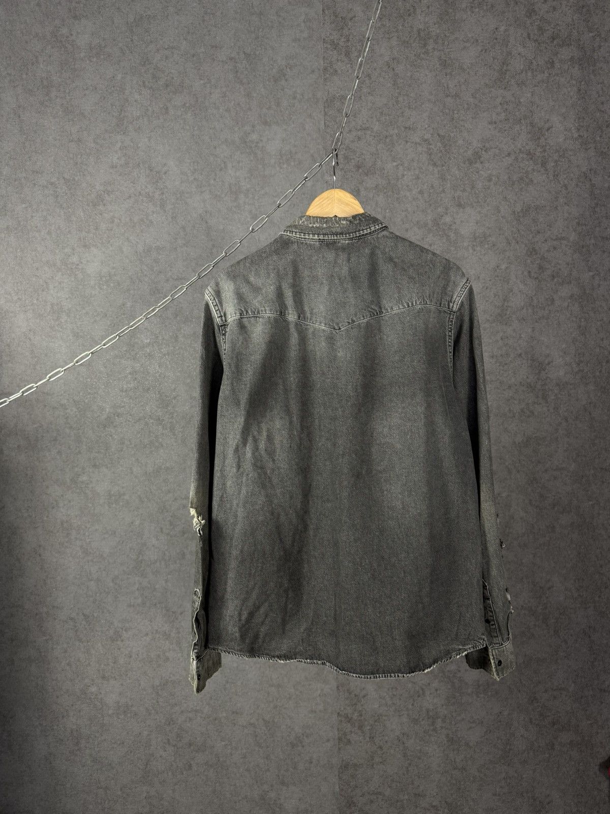 Allsaints Allsaints designer distressed denim shirt Size US L / EU 52-54 / 3 - 7 Thumbnail