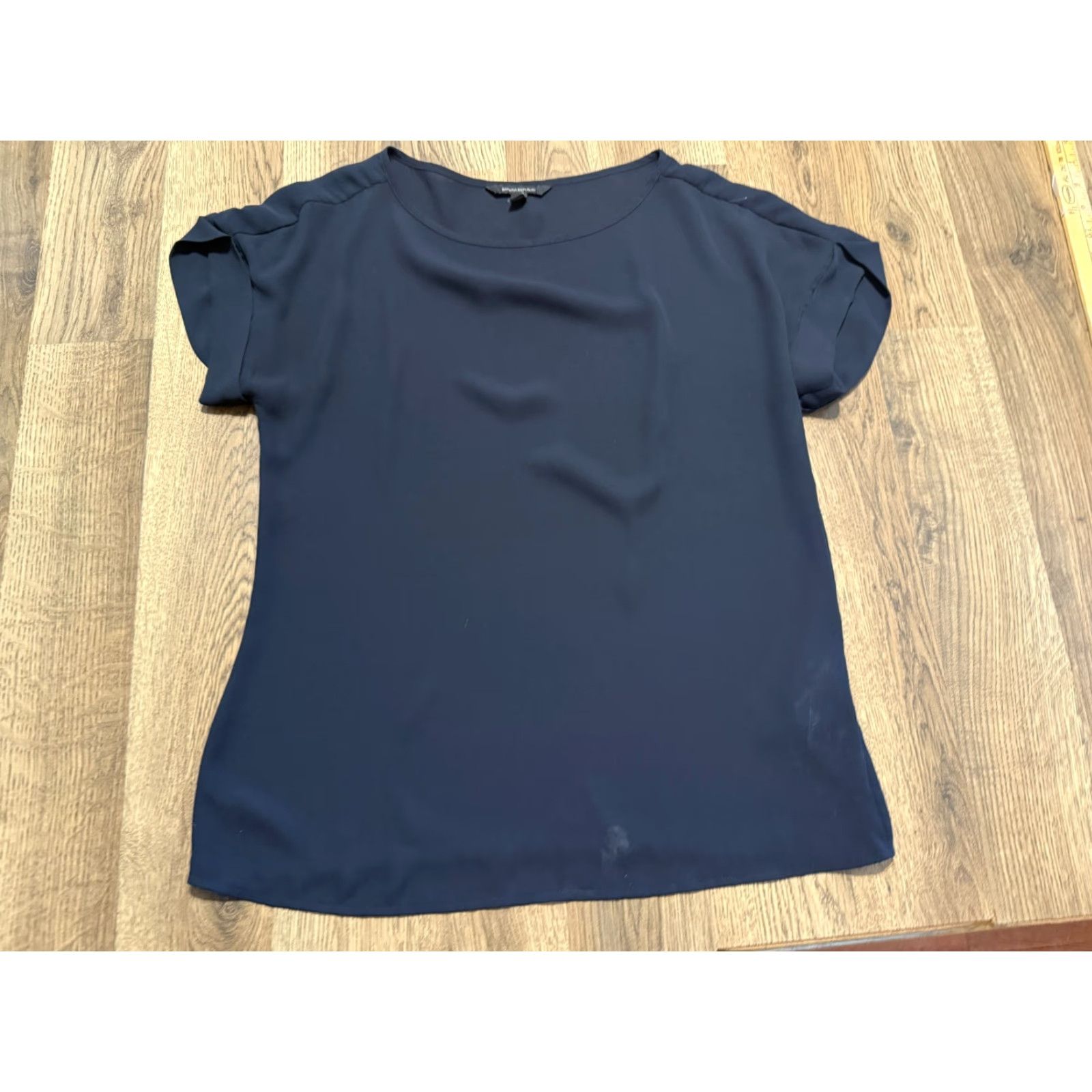 Banana Republic Banana Republic Blouse Women's XS Black Short Sleeve Casual Modern Classic Lightweight Size XS / US 0-2 / IT 36-38 - 2 Thumbnail
