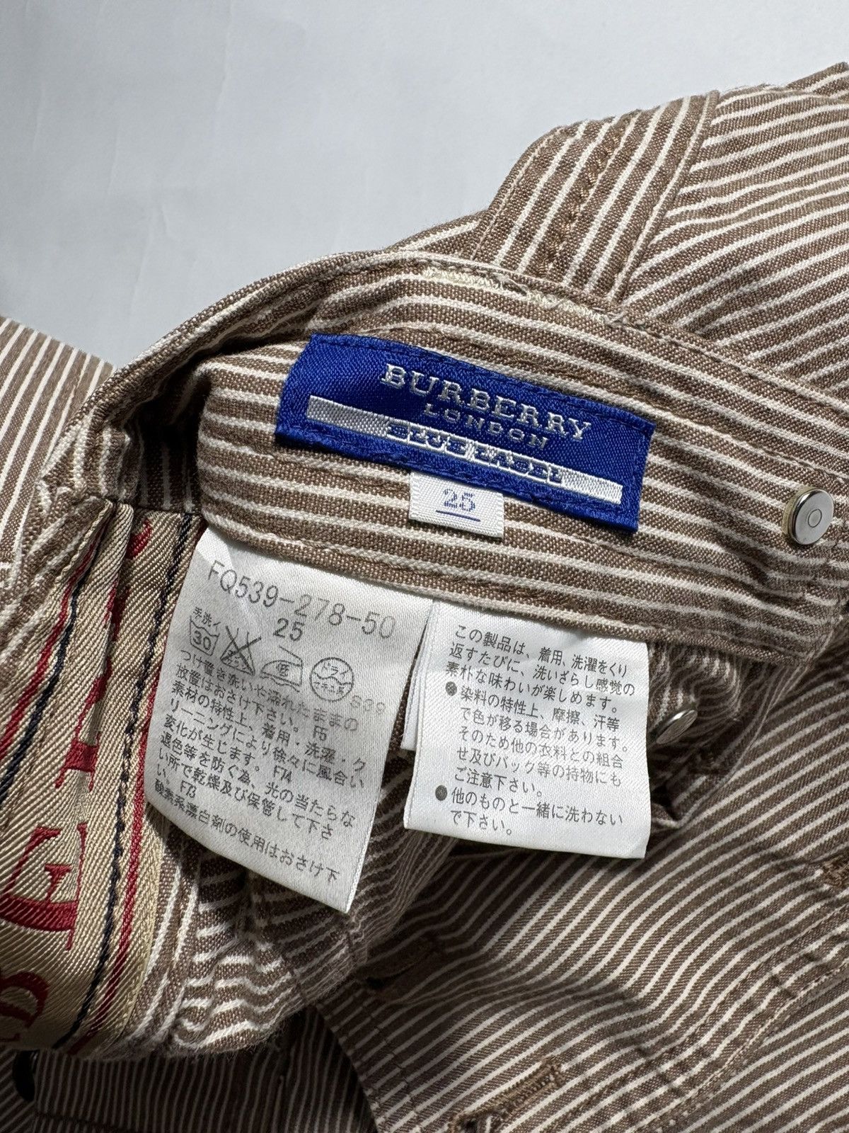 Burberry BURBERRY BLUE LABEL WIDE LEG CARGO JEANS Size 29" - 9 Thumbnail