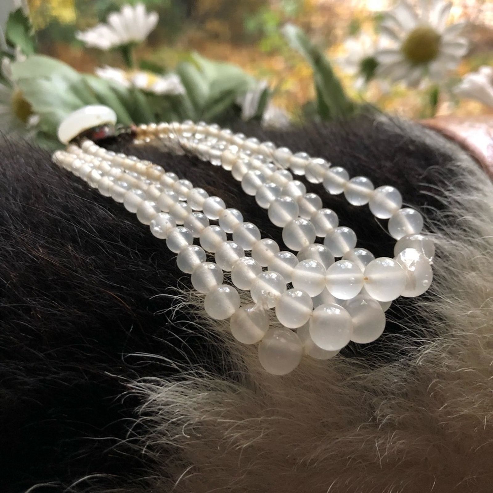 Vintage Vintage 1950s opalescent glass wedding bead bracelet Size ONE SIZE - 5 Thumbnail