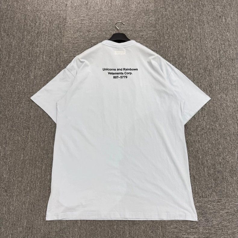 Vetements Vetements Unicorn Short Sleeve Size US S / EU 44-46 / 1 - 5 Thumbnail