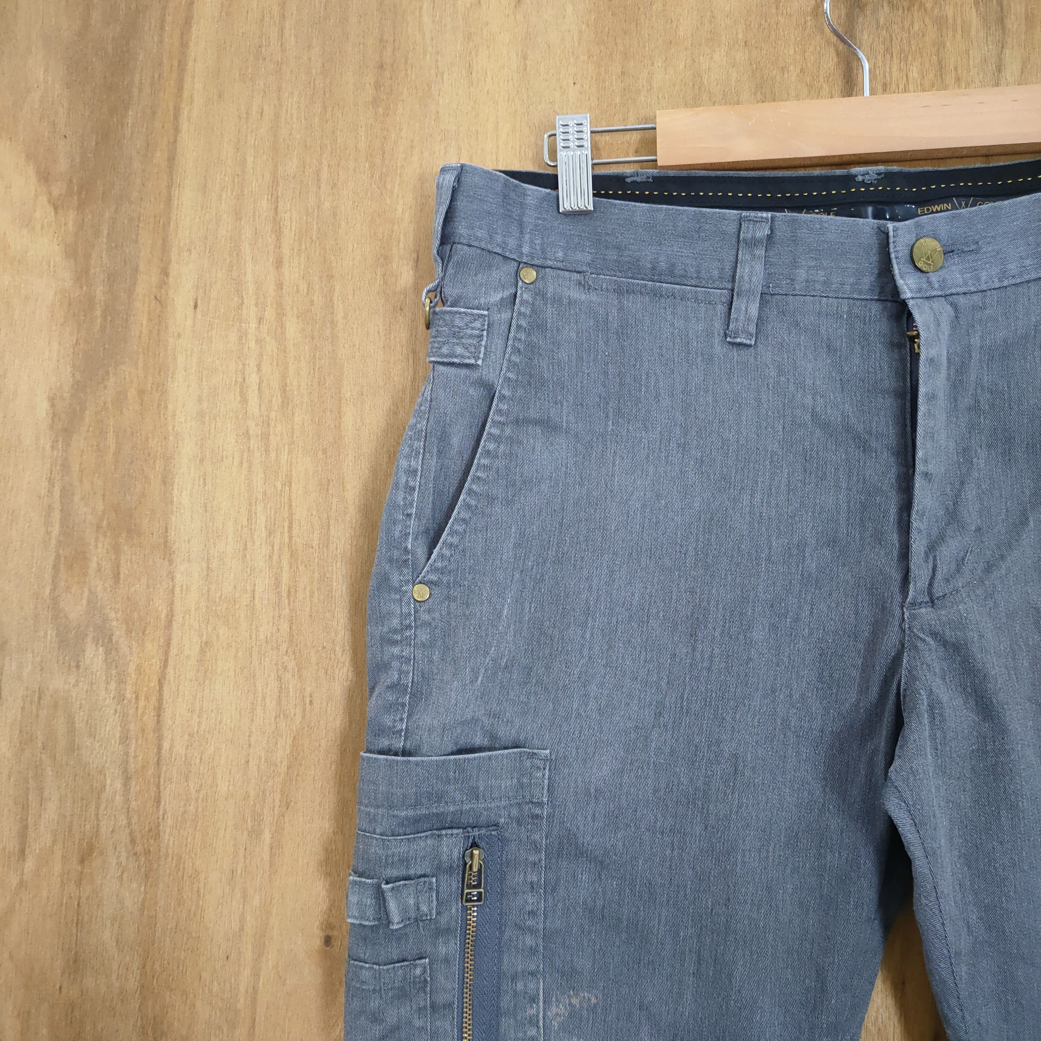 Edwin VINTAGE EDWIN GOLF FLARE CARGO PANTS Size US 32 / EU 48 - 6 Thumbnail