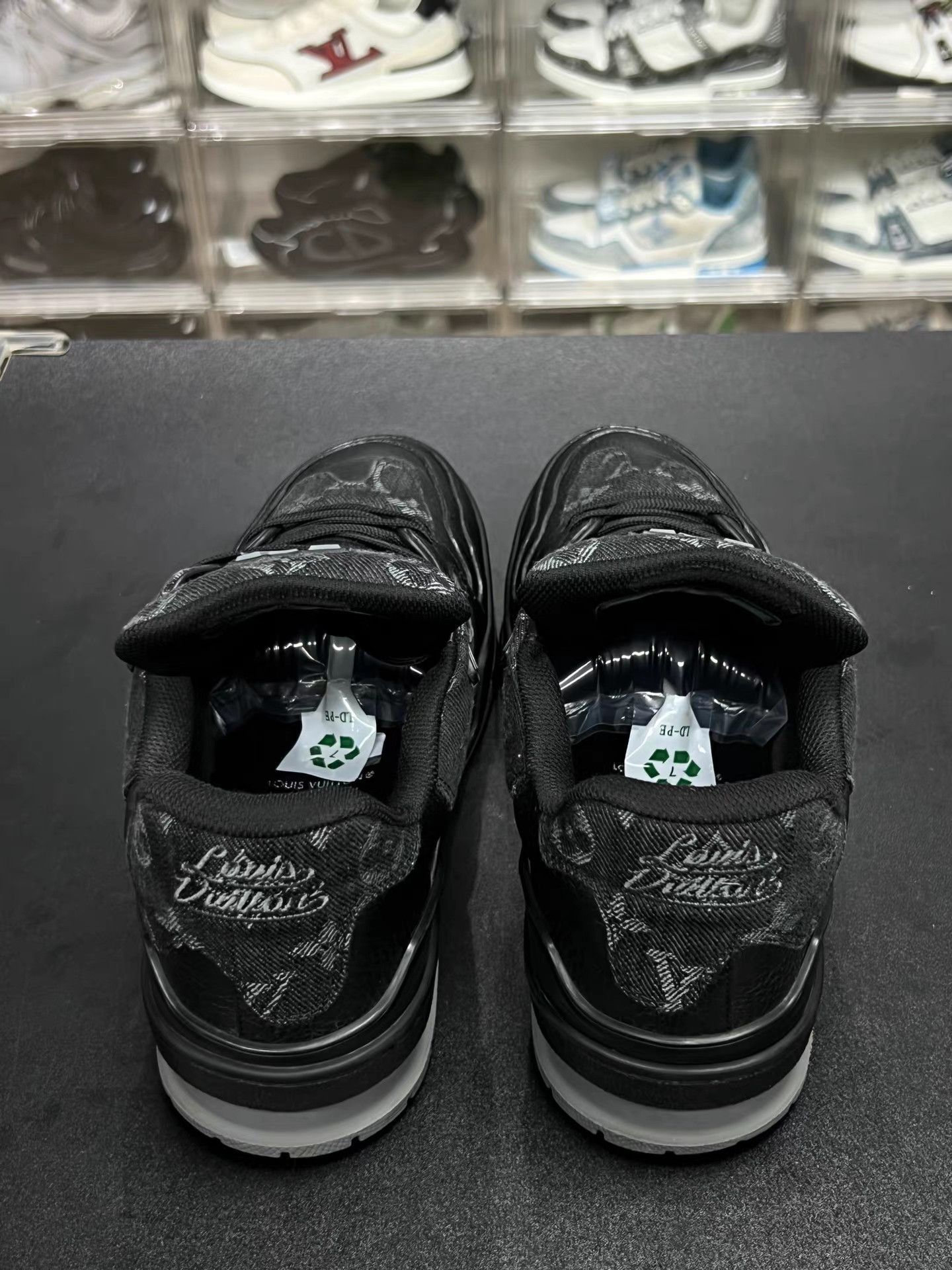 Louis Vuitton LV Trainer Sneakers K15 Size US 6.5 / EU 39-40 - 7 Thumbnail