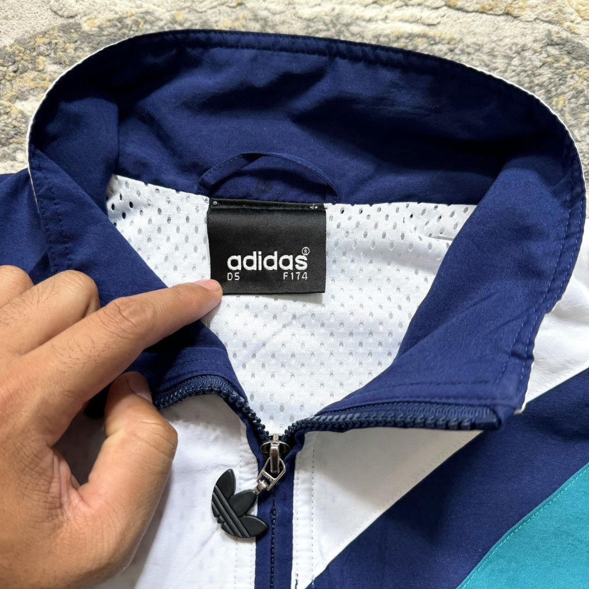 Adidas Vintage 9s Adidas Big Trefoil Windbreaker Jacket Size US M / EU 48-50 / 2 - 3 Thumbnail