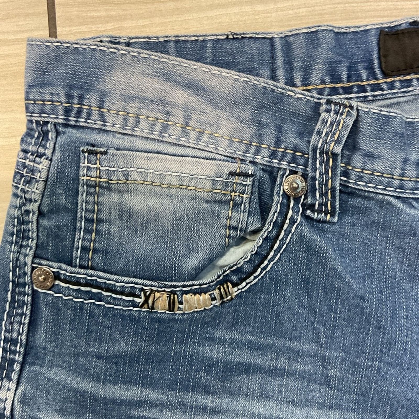 Vintage True Luck Men’s Light Blue Denim Straight Jeans Size US 34 / EU 50 - 7 Thumbnail