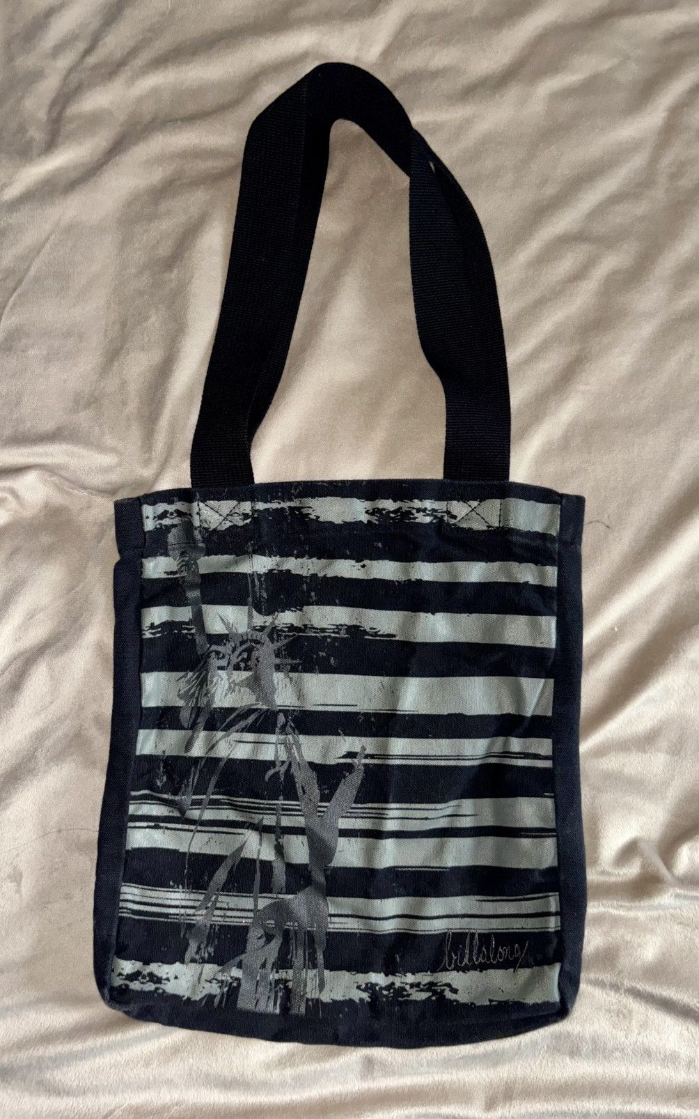 Billabong Billabong Statue Of Liberty Canvas Tote - Embroidered Logo. Size ONE SIZE - 1 Thumbnail
