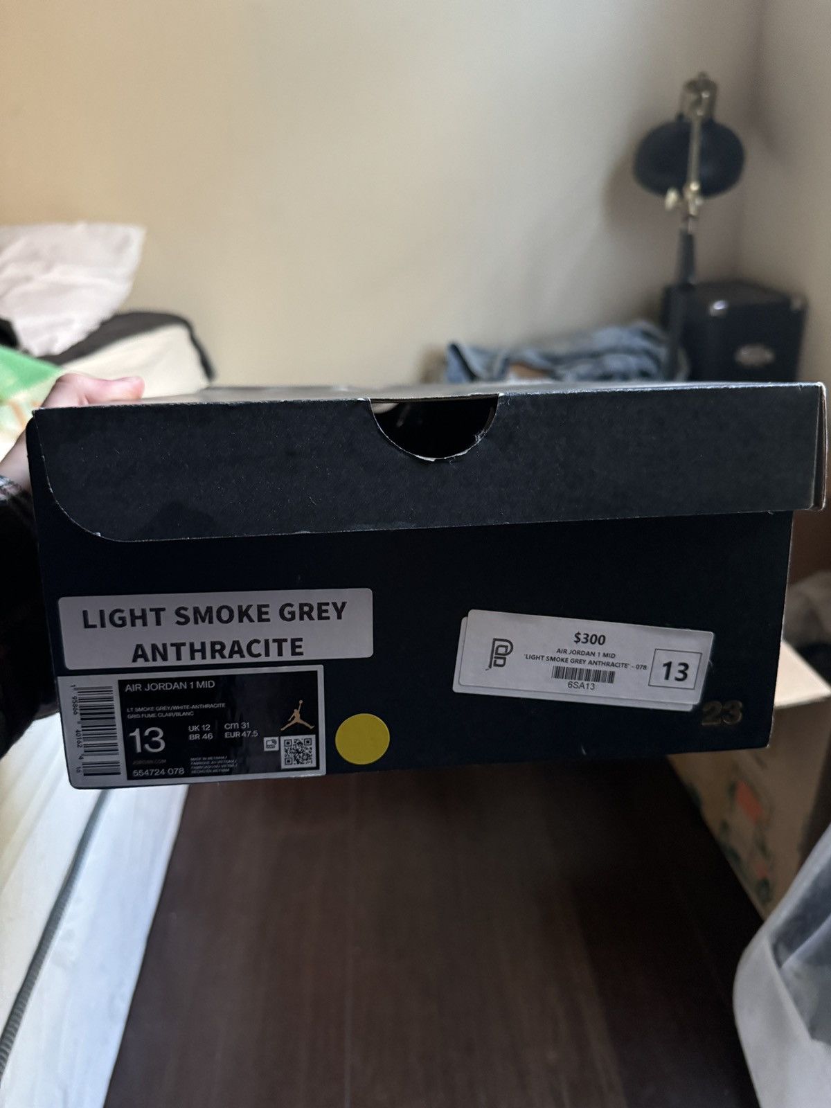 Jordan Brand × Nike Jordan 1 mid Light Smoke Grey Anthracite Size US 13 / EU 46 - 10 Thumbnail