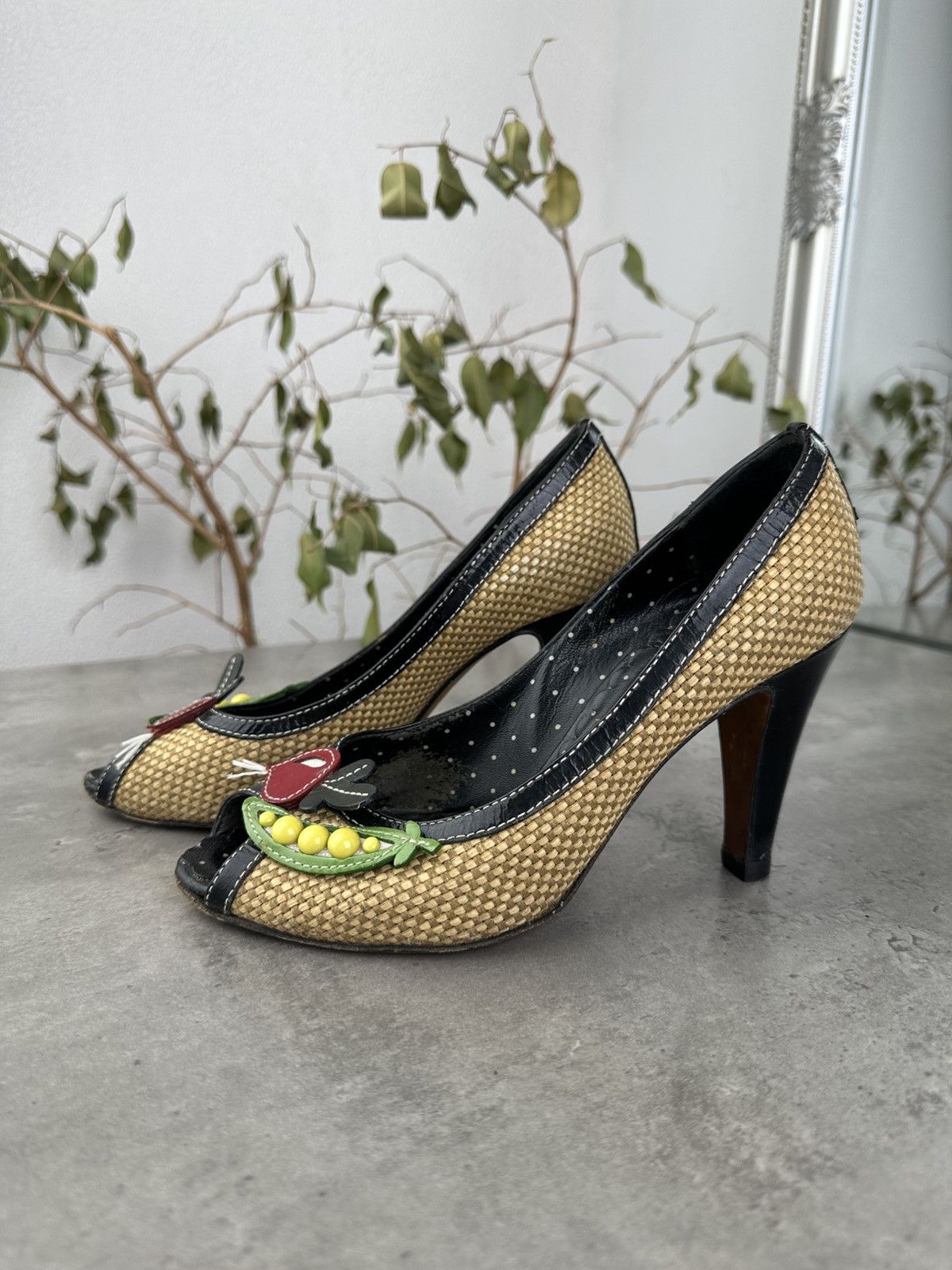 Moschino Moschino Open-toed Shoes Size US 6 / IT 36 - 1 Thumbnail