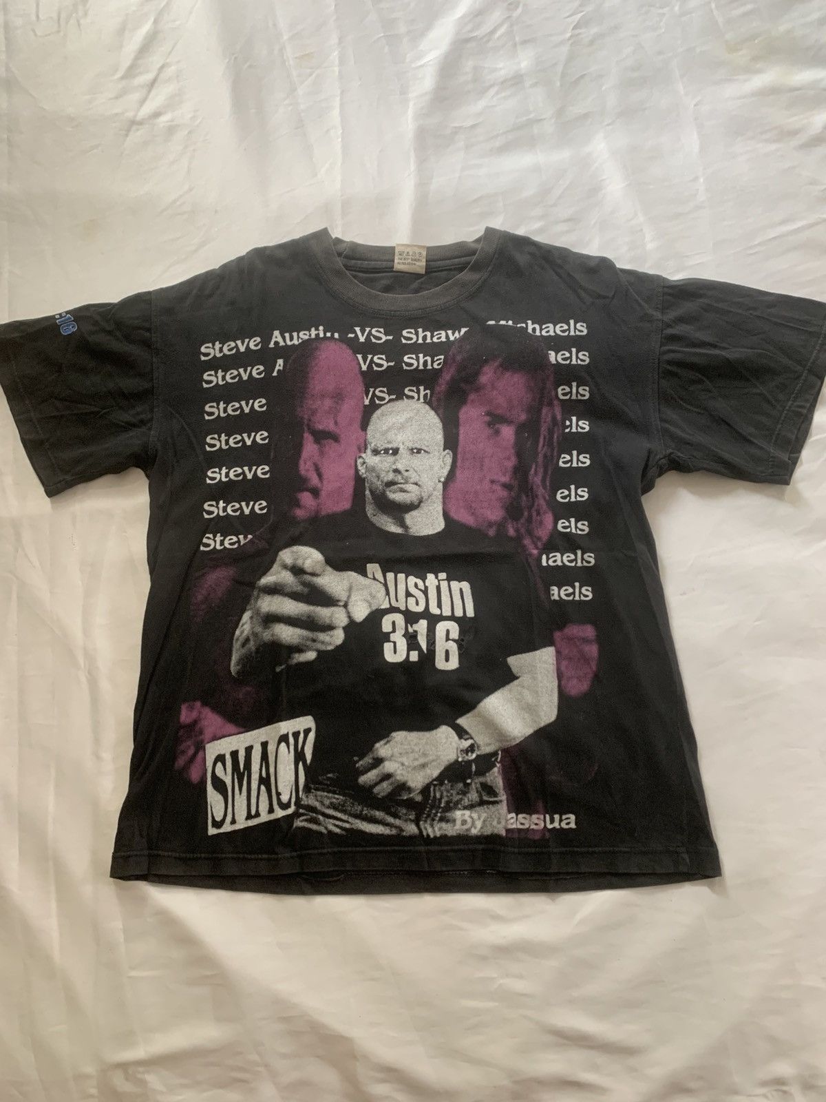 WCW/nWo Vintage WWE Austin vs Shawn Michael Size US M / EU 48-50 / 2 - 3 Thumbnail