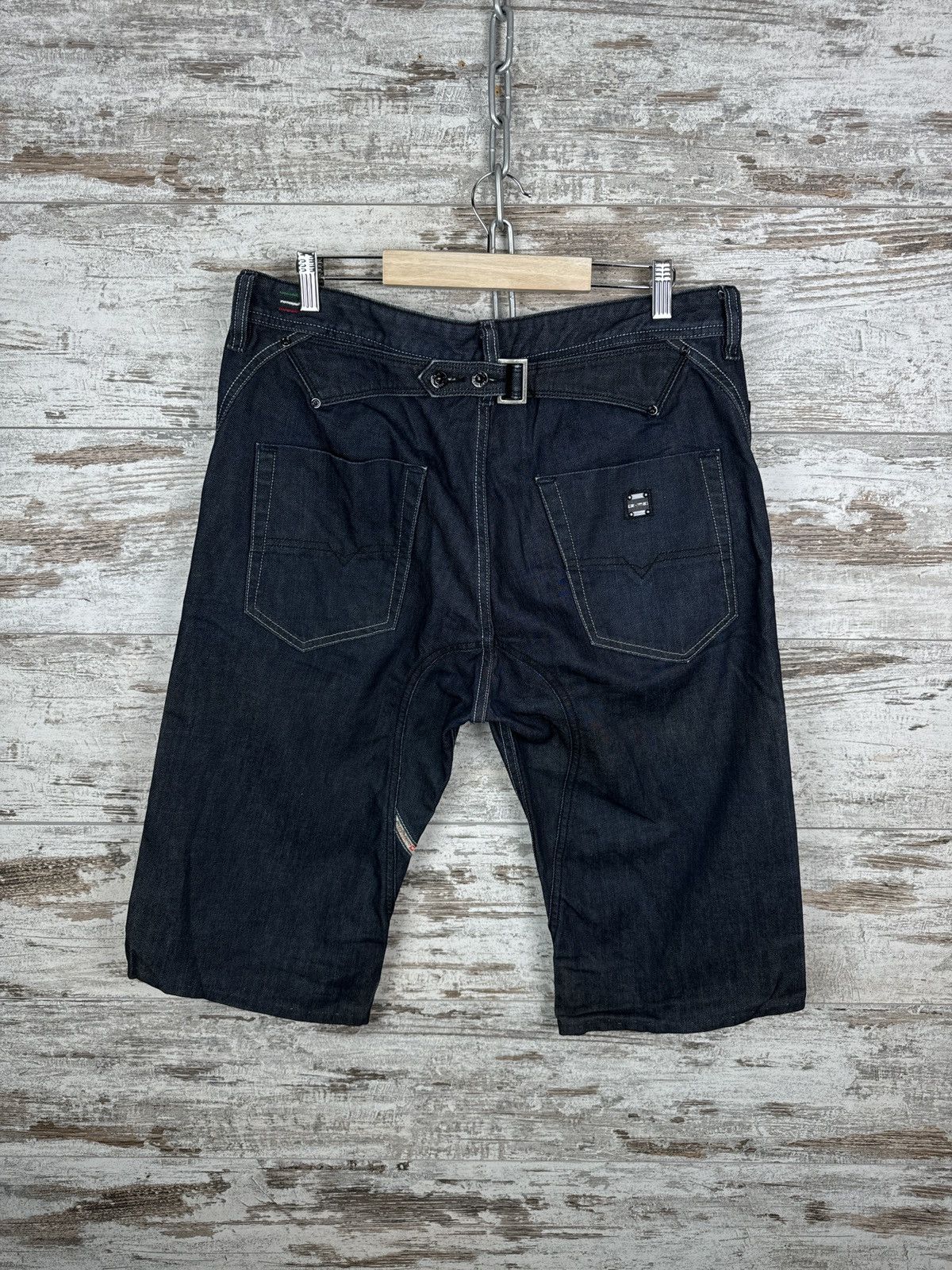 Diesel Mens Vintage Diesel pheyo denim short pants jeans Size US 33 - 7 Thumbnail