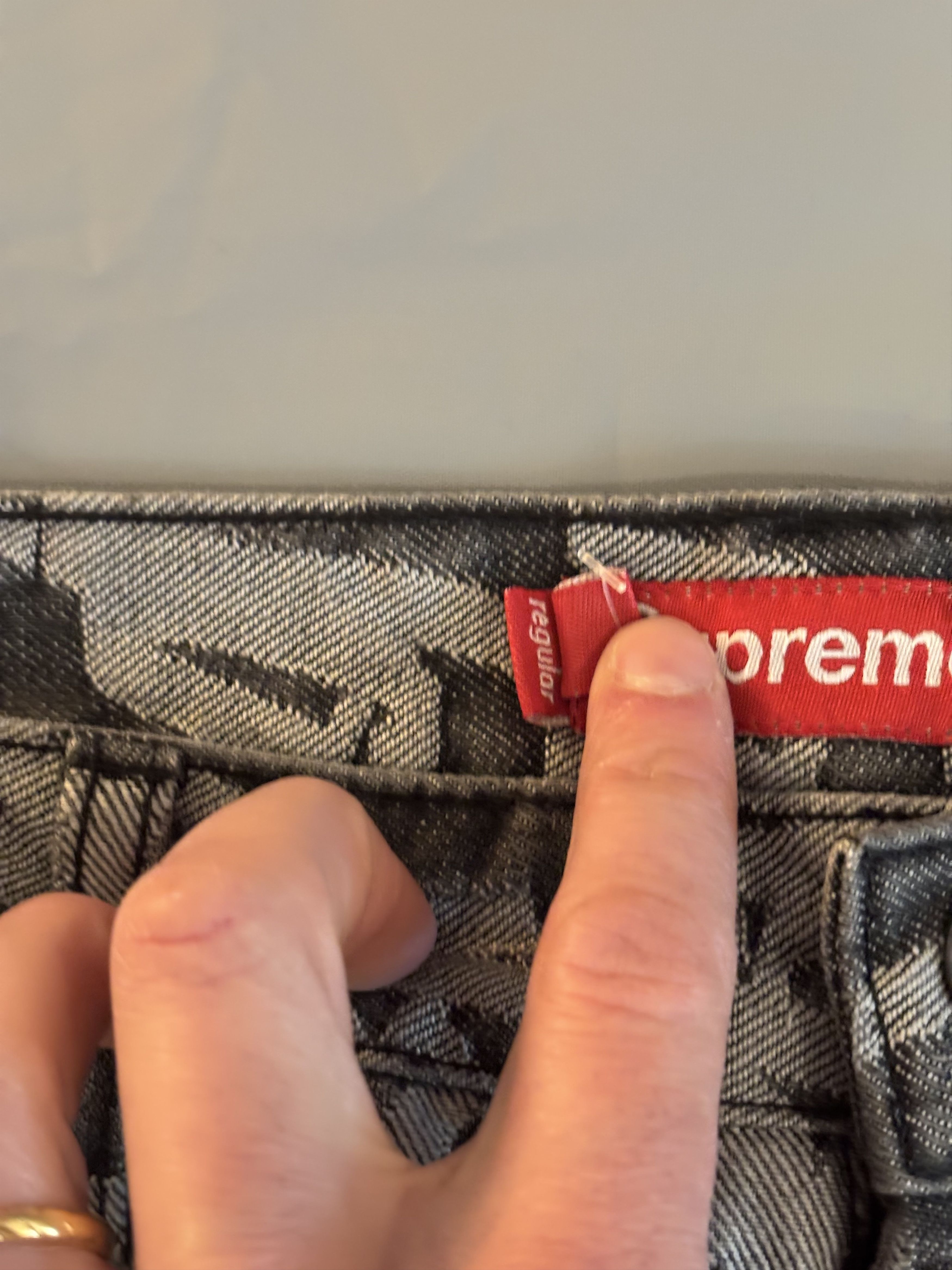 Supreme Jeans Supreme monogramme gris à motifs neuf avec étiquette Size US 34 / EU 50 - 11 Thumbnail