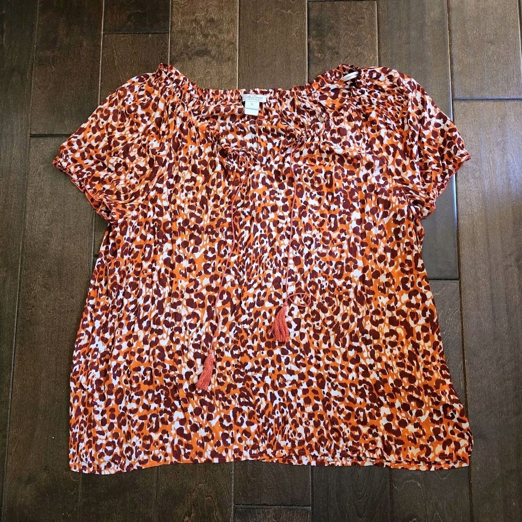 Lucky Brand Lucky Brand Leopard Cheetah Print Blouse W/ Tassel - Size XL, Multicolor, Short Sleeve, Rayon, Pullover, Regular Fit, Women's Blouse Size XL / US 12-14 / IT 48-50 - 3 Thumbnail