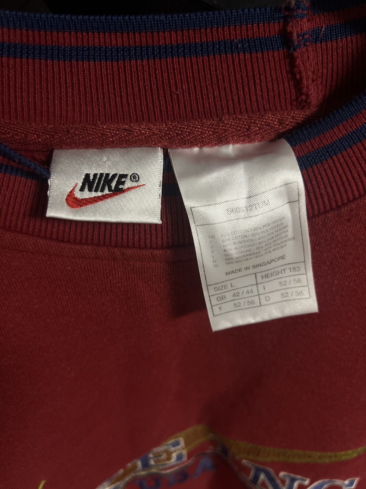 Nike NIKE INC.USA Rare Vintage Crewneck Sweatshirt Y2K Size US L / EU 52-54 / 3 - 8 Thumbnail