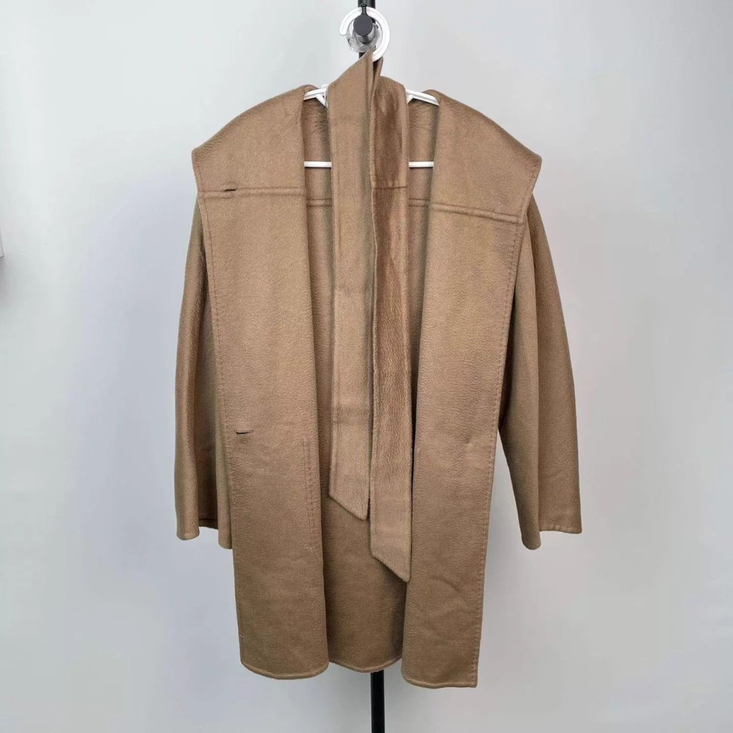 Max Mara Maxmara Camel Hooded Alpaca Belted Dressing Gown Coat 38 Size S / US 4 / IT 40 - 1 Thumbnail