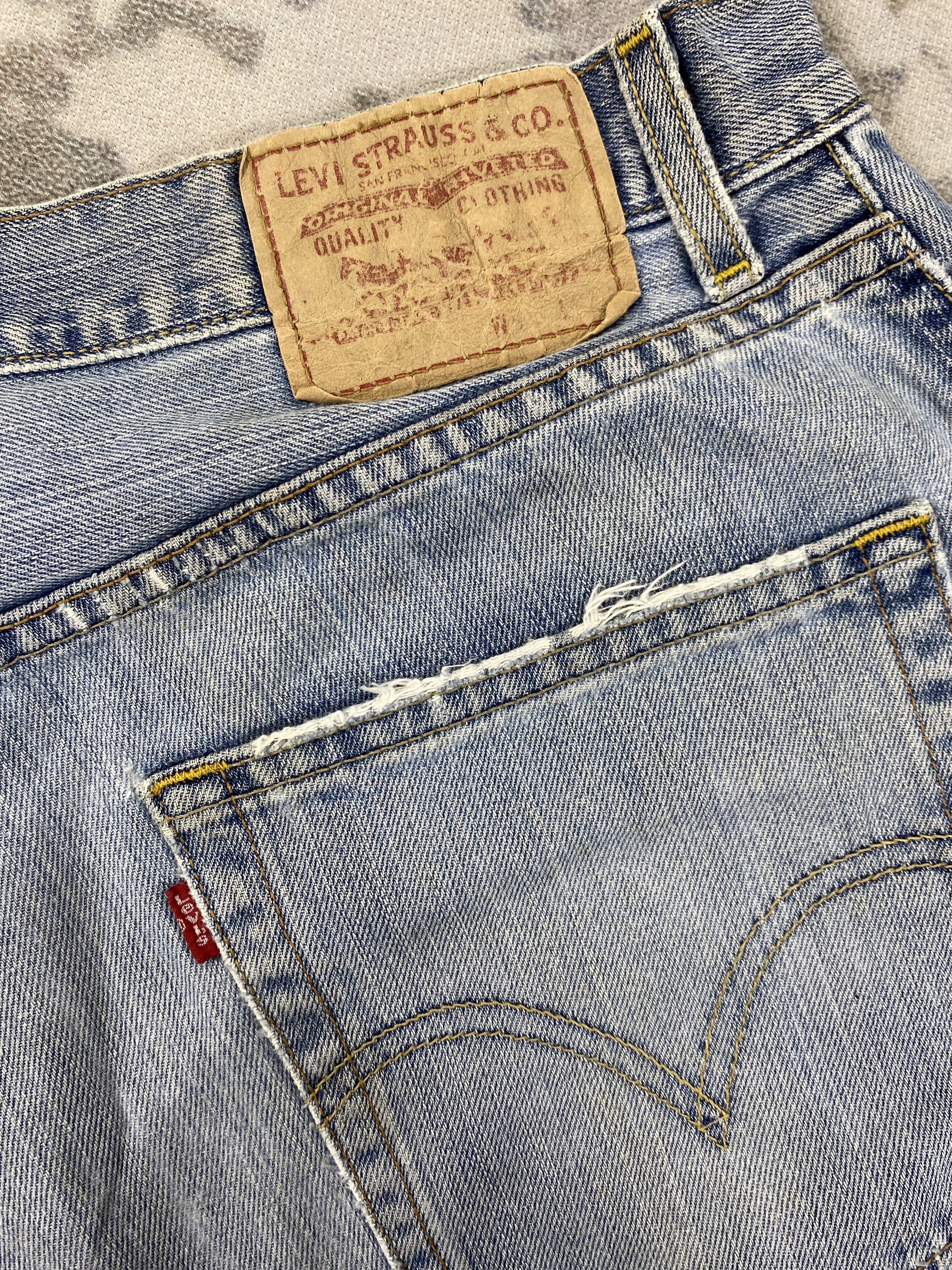 Levi's Vintage Levi's 569 Lose Straight Distressed Denim -JN542 Size US 36 / EU 52 - 12 Thumbnail