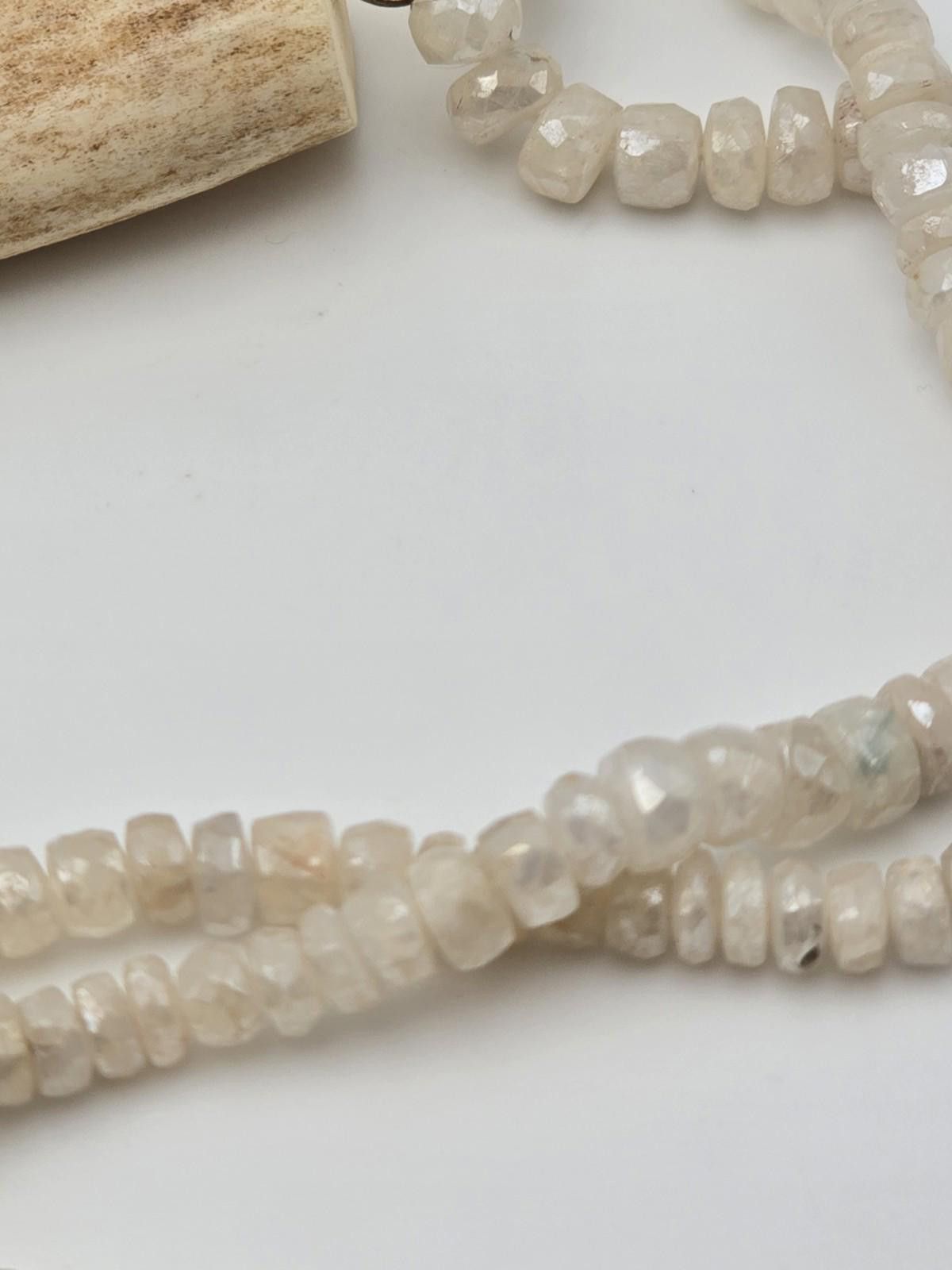 Fashion Victim Faceted Cream Bead Necklace w/ Blue Flash, Jadeite, Feldspar Size ONE SIZE - 7 Thumbnail