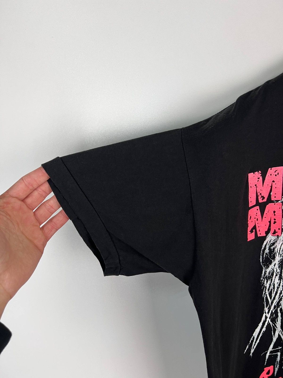 Other Michael Monroe 90s rock Like vintage bang t-shirts size L Size US L / EU 52-54 / 3 - 6 Thumbnail
