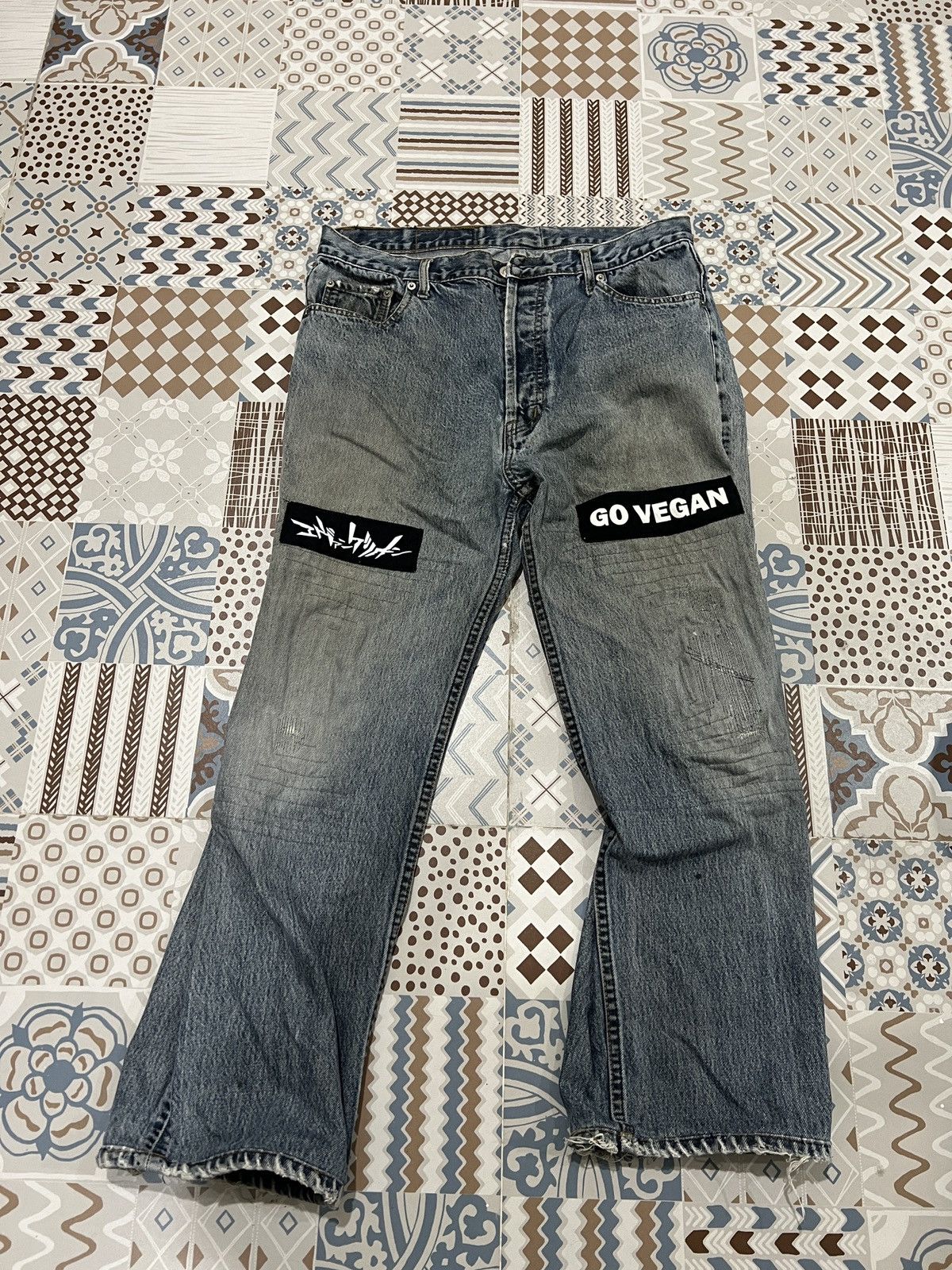 Levi's Vintage 90s/00s Levi’s 501 denim jeans disstressed Size US 34 / EU 50 - 1 Thumbnail