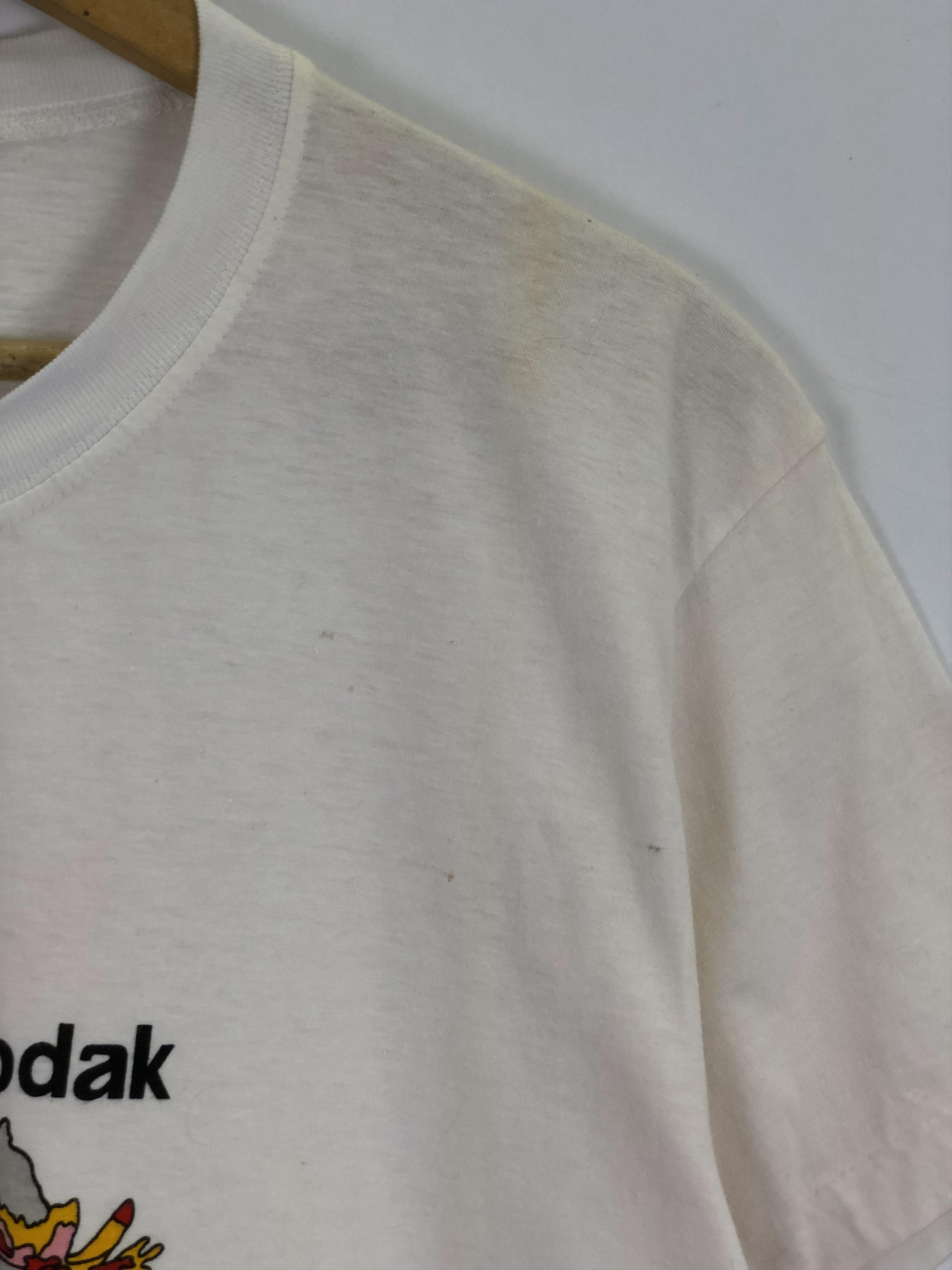 Vintage Vintage 80s Kodak Malaysia Single Stich Tee TA0357 Size US M / EU 48-50 / 2 - 8 Thumbnail