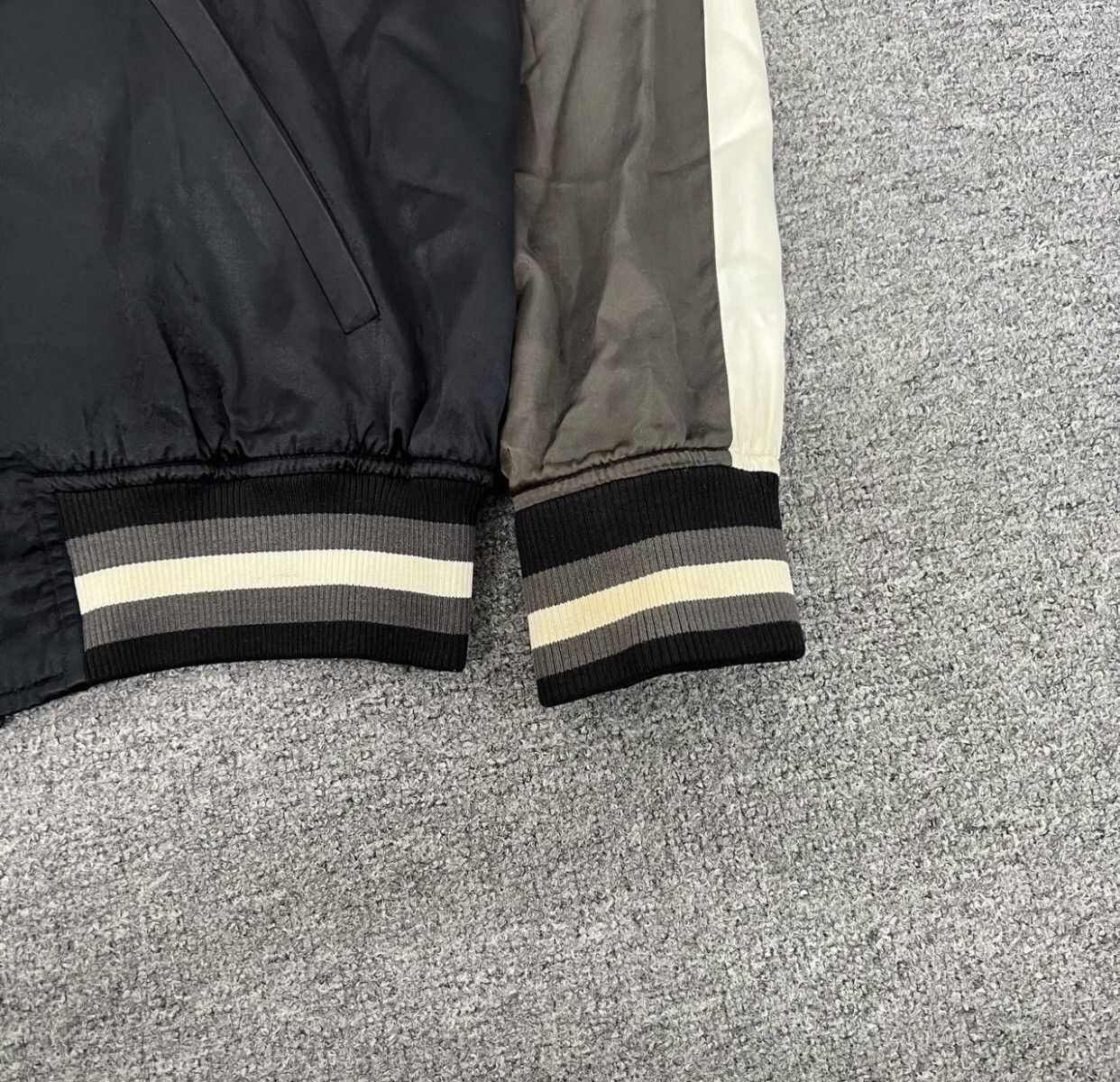 Dior Dior Kongshan Jilian Famous Tyrannosaurus Baseball Jacket Size US M / EU 48-50 / 2 - 6 Thumbnail