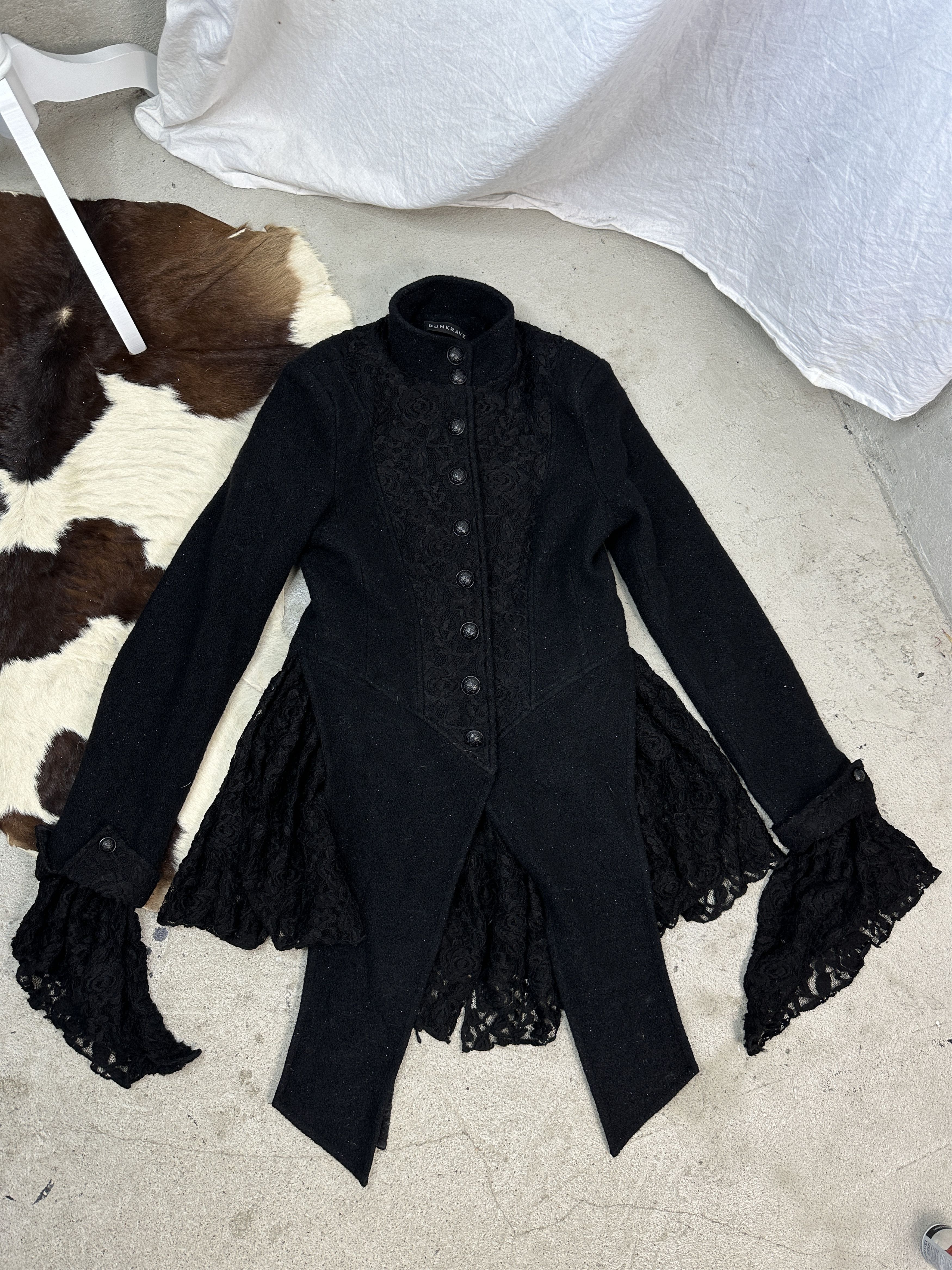 Vintage Avant Garde Vintage Y2K Archive Goth Cut Out Lace Coat Size M / US 6-8 / IT 42-44 - 10 Thumbnail