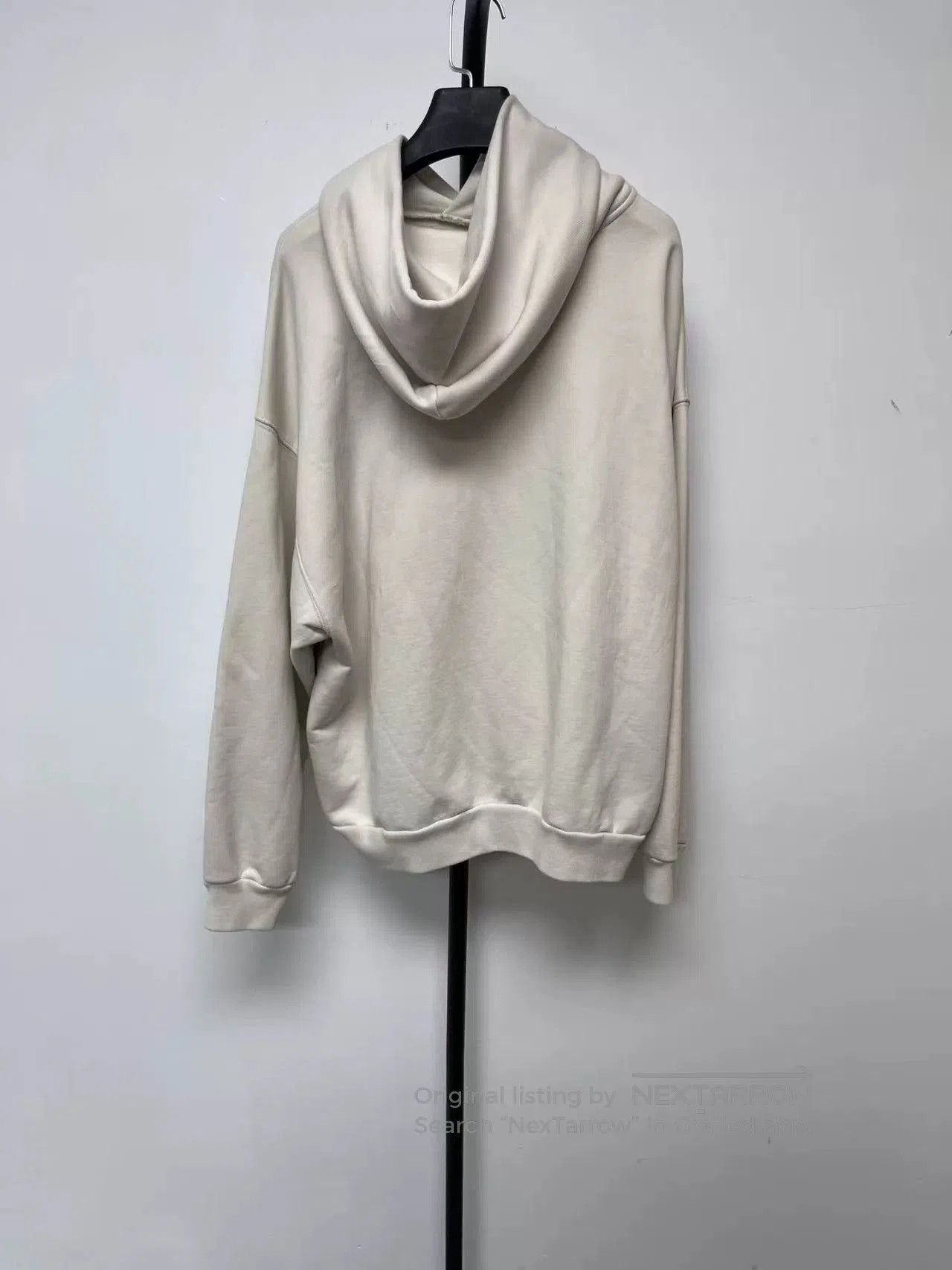 Balenciaga balenciaga beige hoodie with logo print. Size S / US 4 / IT 40 - 2 Thumbnail