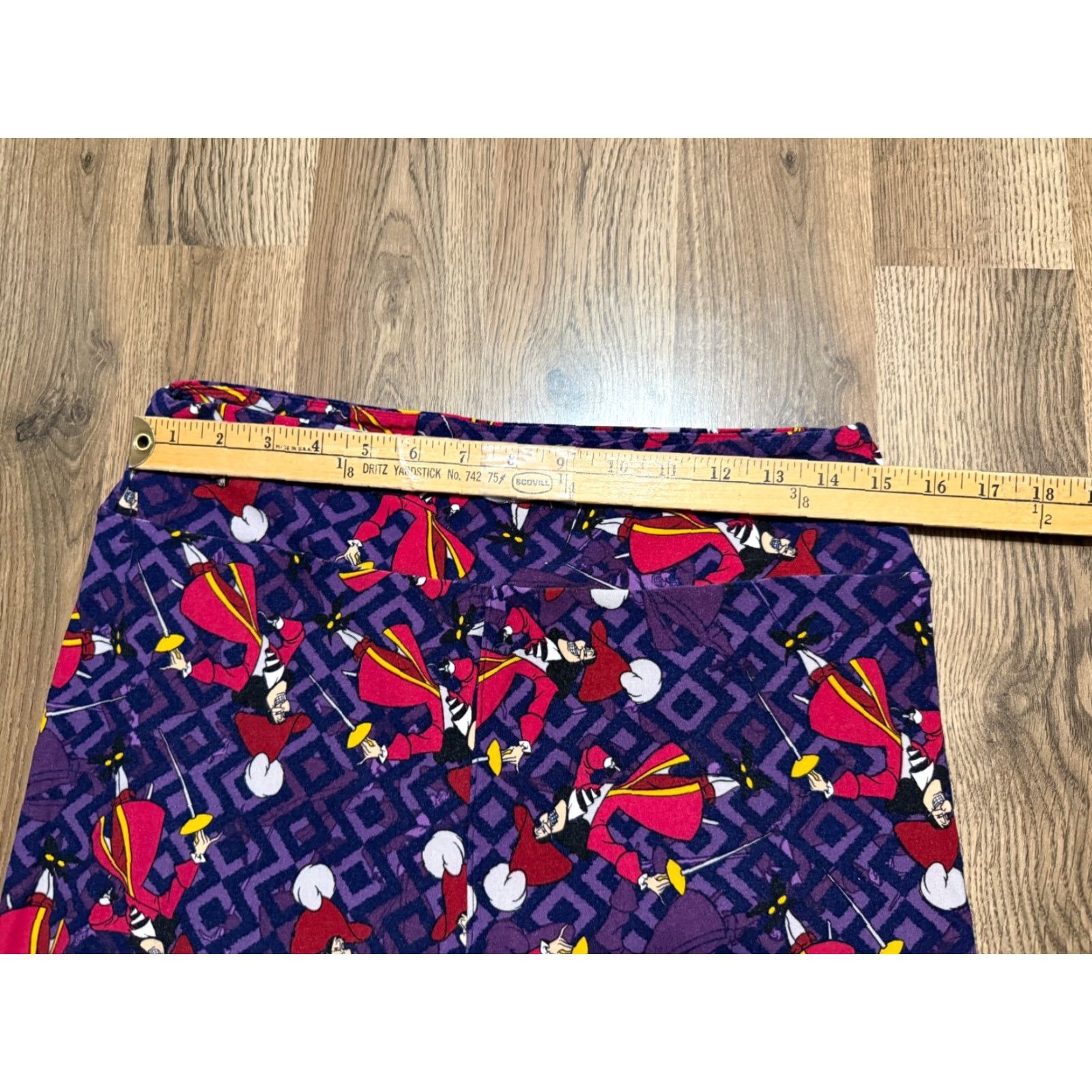 Vintage LuLaRoe Pants Women's Tall & Curvy 2 Blue Red Captain Hook Pull On Leggings Size 26" / US 2 / IT 38 - 7 Thumbnail