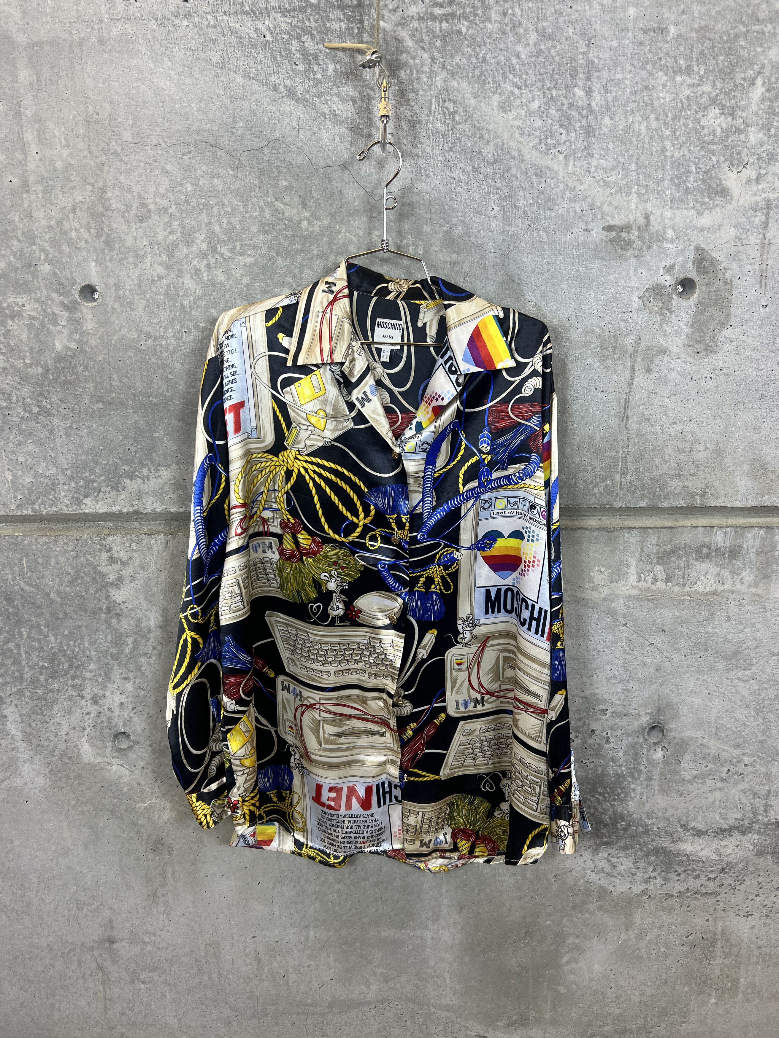 Moschino MOSCHINO VINTAGE APPLE COMPUTER SHIRT Size US S / EU 44-46 / 1 - 1 Thumbnail