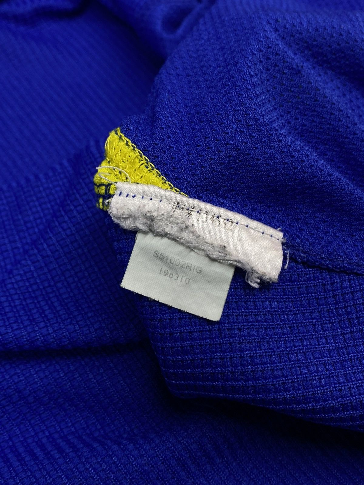 Nike Nike Boca Juniors 2005/06 Home Football Shirt Soccer Jersey Size US M / EU 48-50 / 2 - 23 Thumbnail