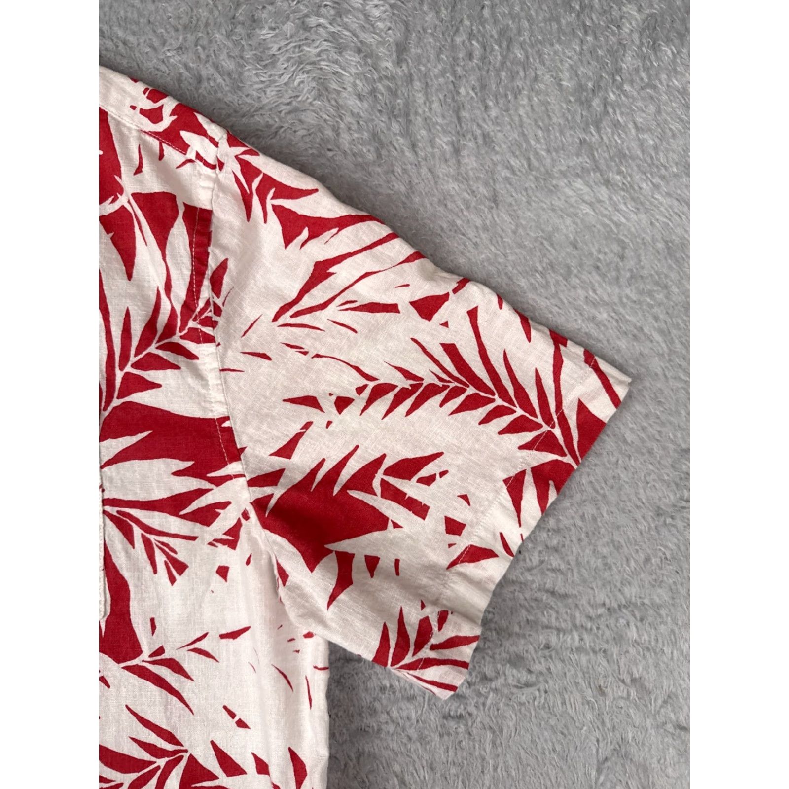 Vintage St. John's Bay Shirt Men 2XL XXL Red White Floral Hawaiian 100% Cotton Pockets Button-Up Shirt Size US XXL / EU 58 / 5 - 2 Thumbnail