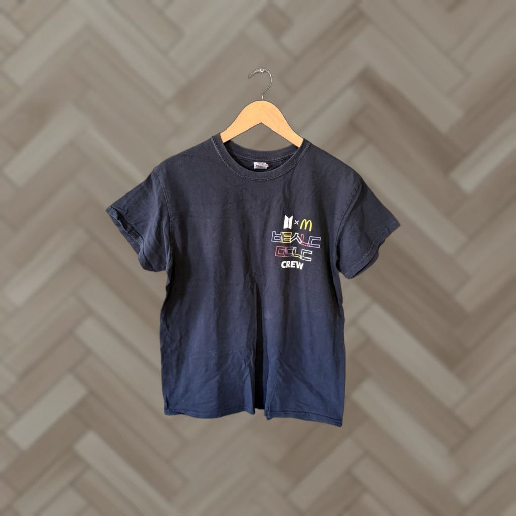 Vintage VINTAGE BTS x McDonalds Authentic Crew T-shirt Black M Unisex Adults 20x26 100% Cotton Limited Edition Size US M / EU 48-50 / 2 - 1 Thumbnail