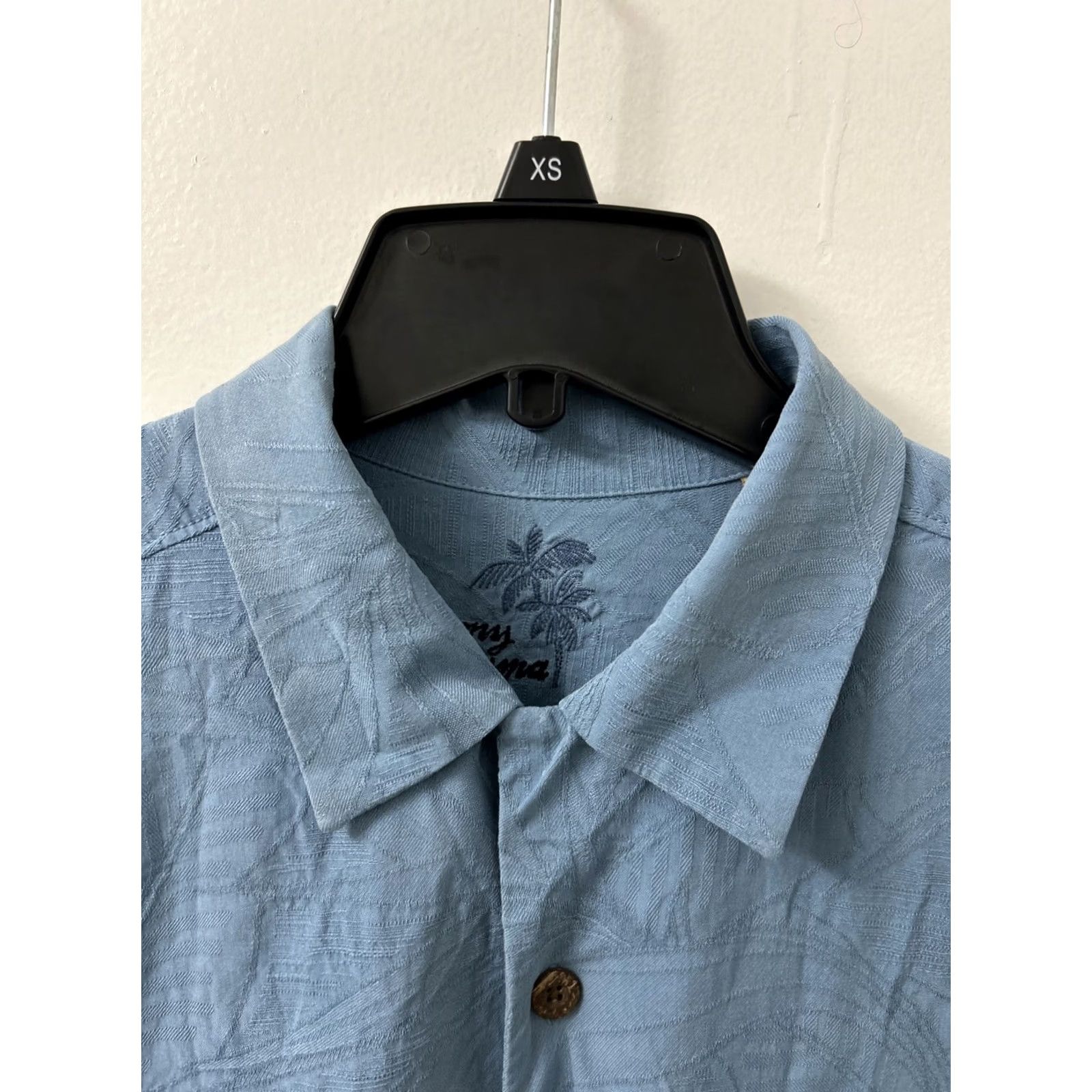 Tommy Bahama VINTAGE Tommy Bahama Shirt Mens Small Blue 100% Silk Short Sleeve Button-Down Pocket Tropical Garden Relaxed fit Mens Size US S / EU 44-46 / 1 - 5 Thumbnail