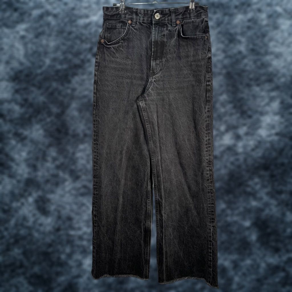 Zara Zara Womens Jeans Black High-Waisted Straight-Leg Frayed Hem 6 Denim Cotton Rise High Vintage Womens Jeans Size 28" / US 6 / IT 42 - 1 Thumbnail